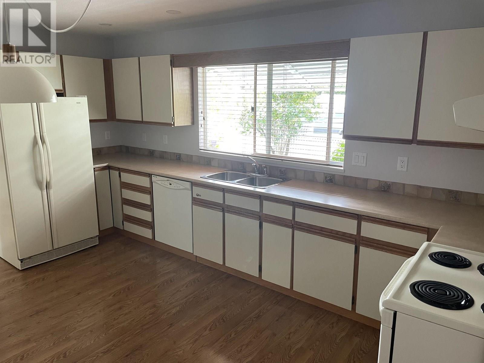 1426 VIEW CRESCENT, Tsawwassen