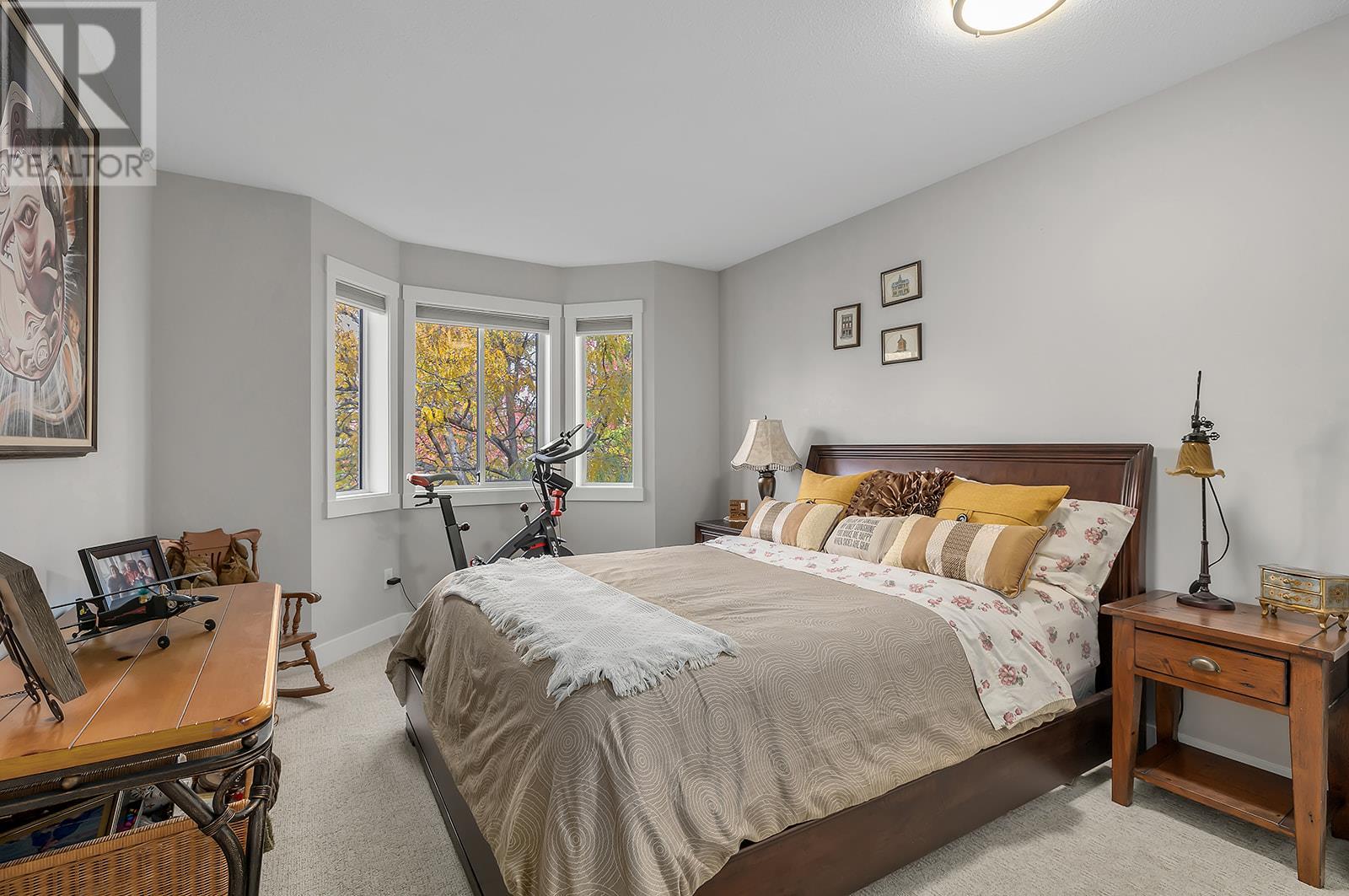 204 645 Barrera Road, Kelowna