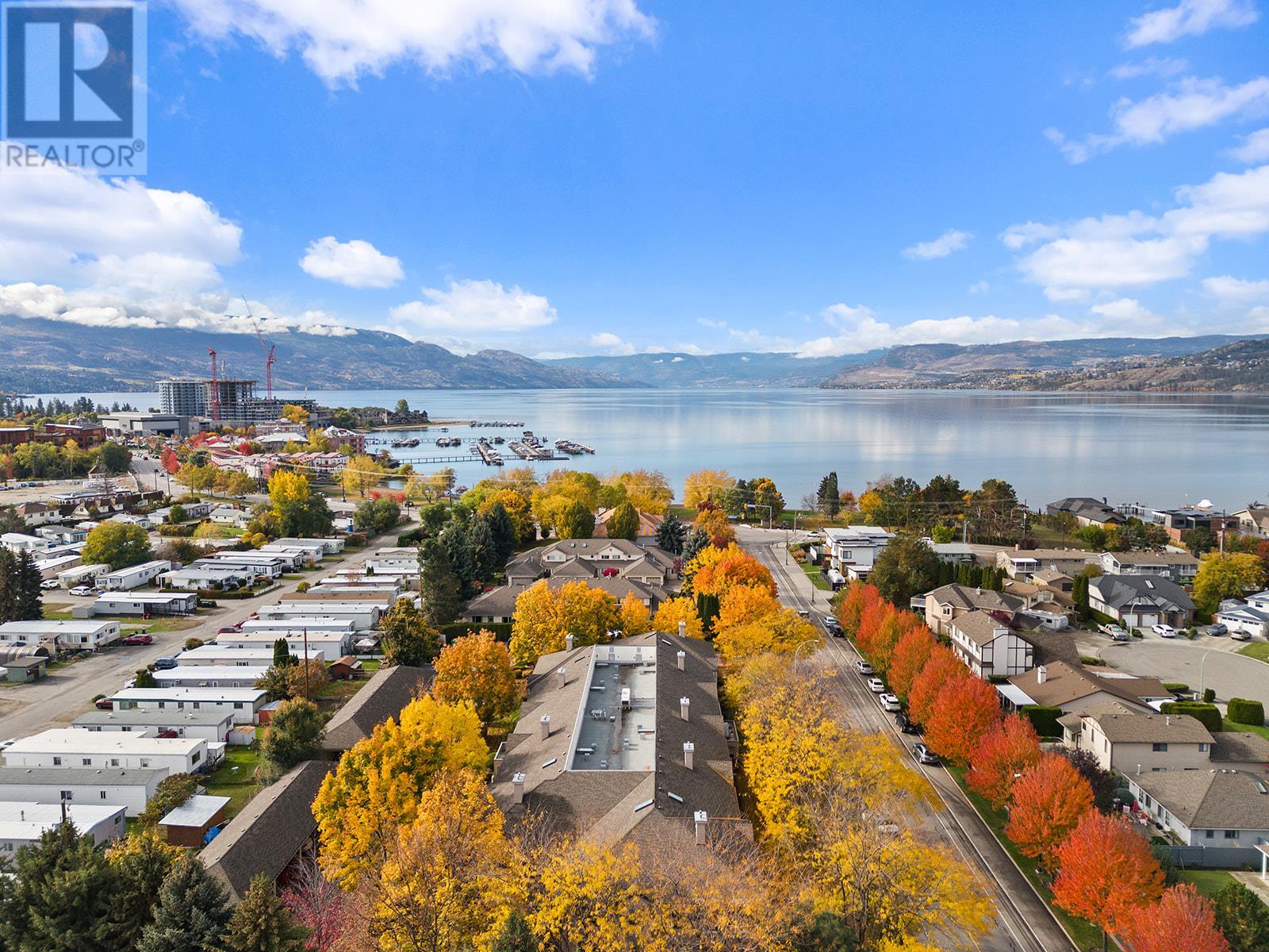 204 645 Barrera Road, Kelowna