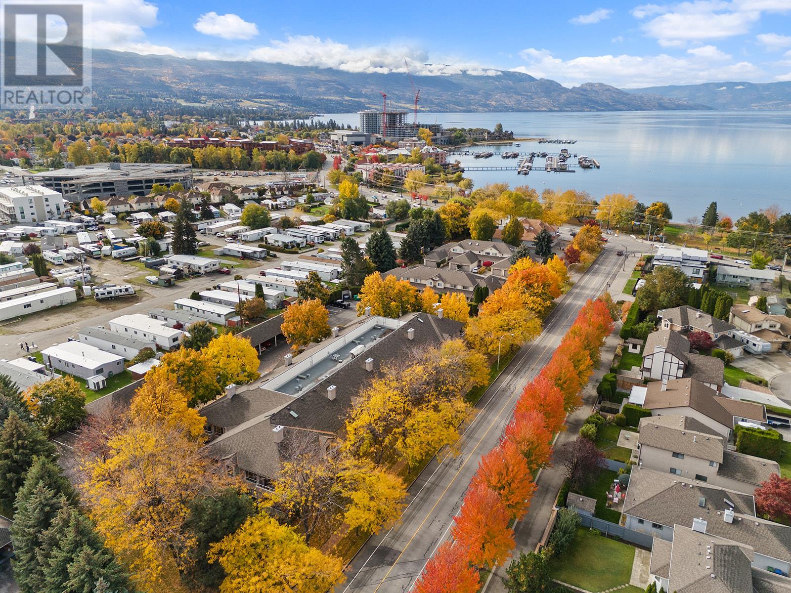 204 645 Barrera Road, Kelowna