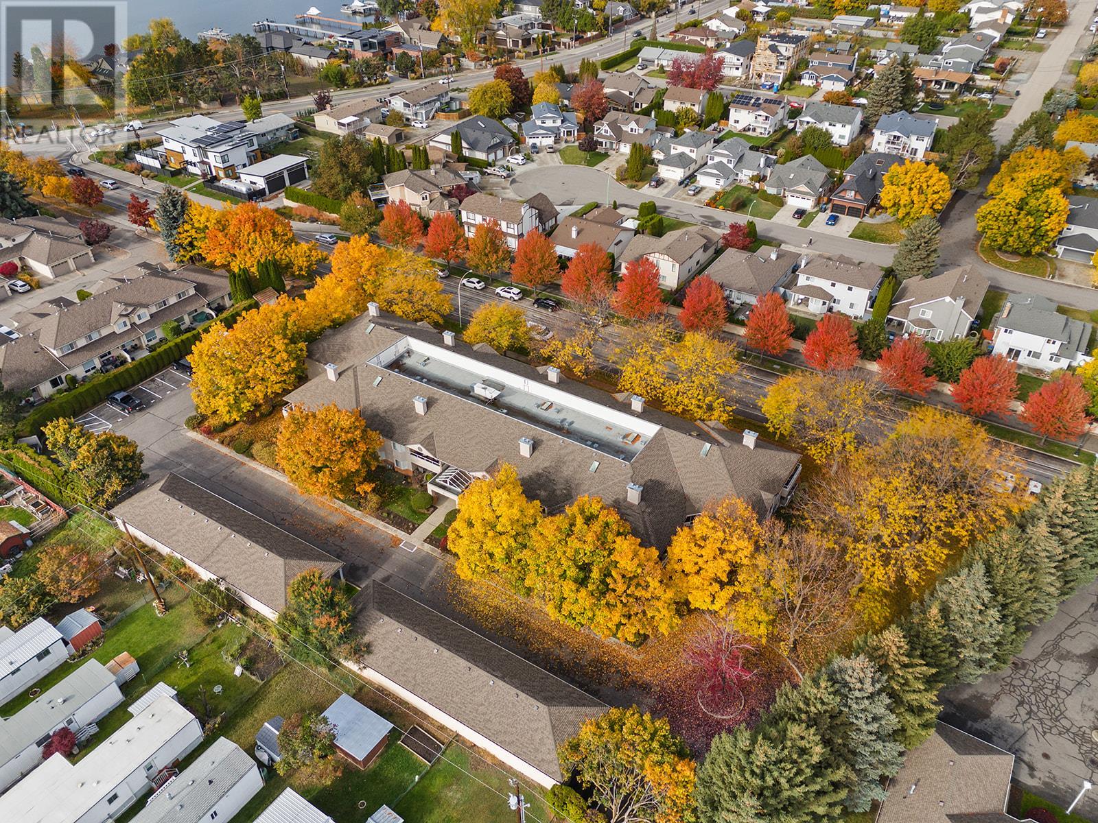 204 645 Barrera Road, Kelowna