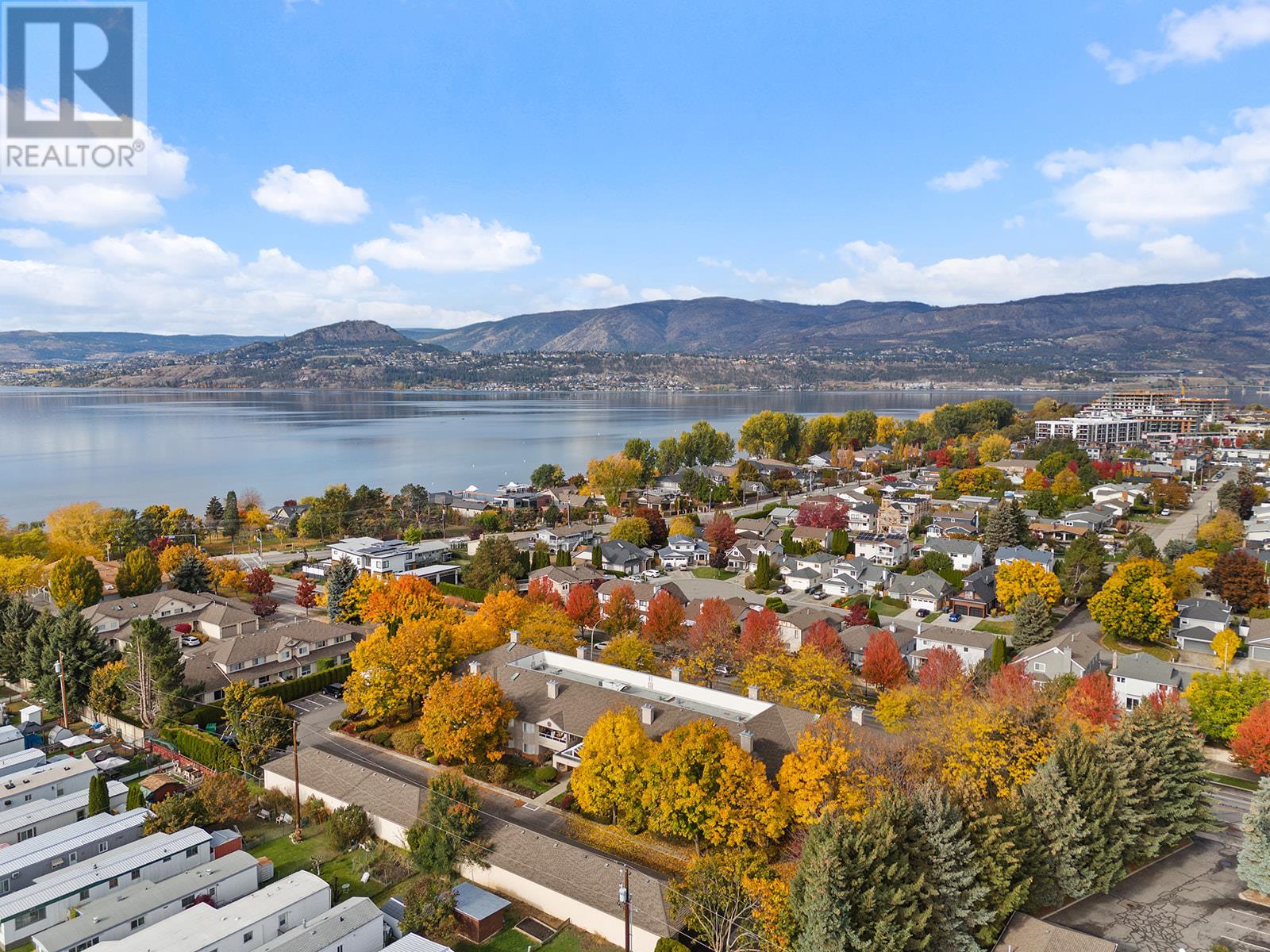 204 645 Barrera Road, Kelowna