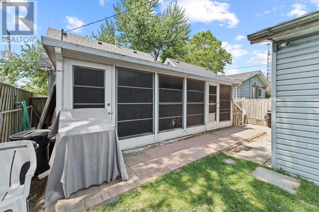 Photo 22 of 956 St Luke Road, Windsor ON