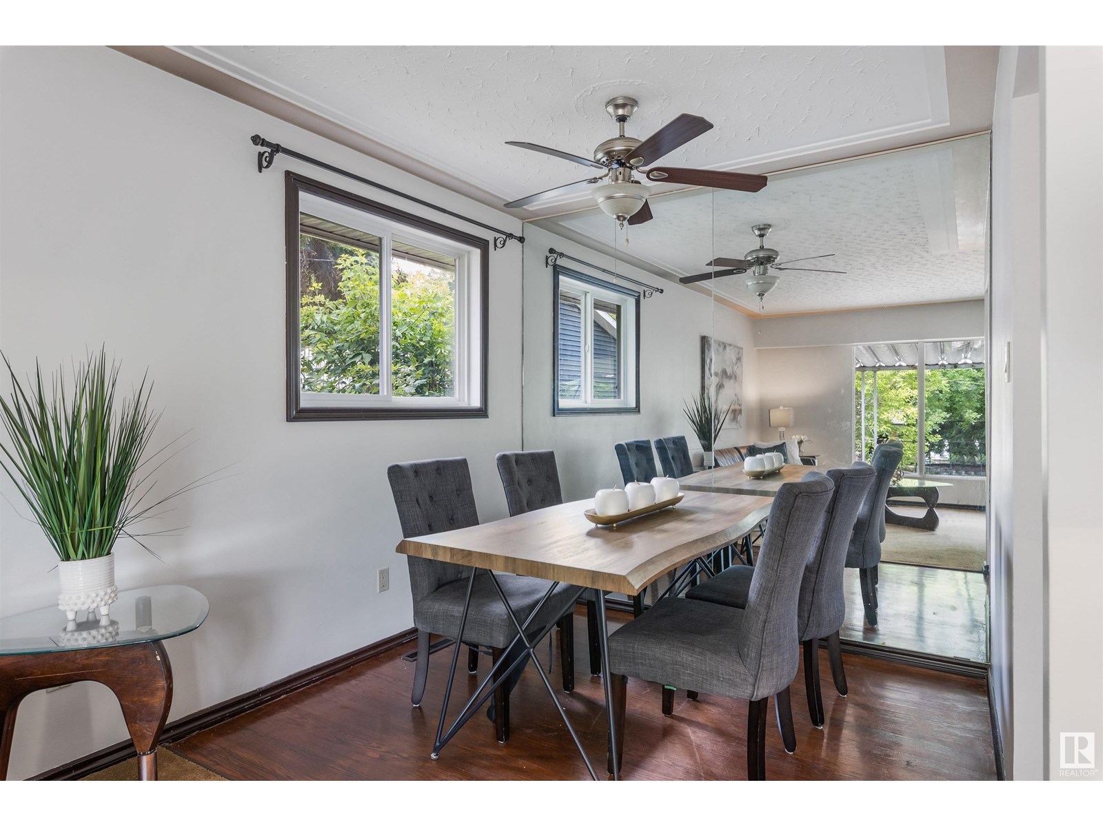 Single Family House Bungalow for Sale in  BELMONT DR St. Albert 