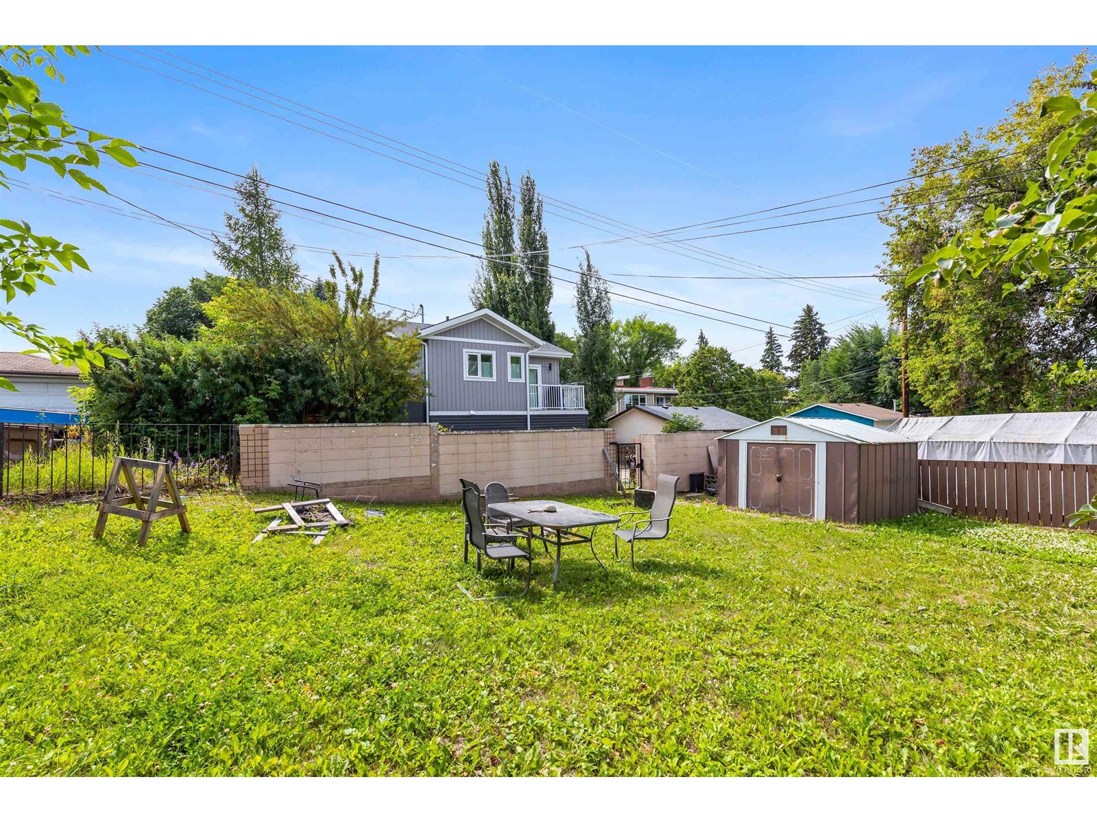 Single Family House Bungalow for Sale in  BELMONT DR St. Albert 