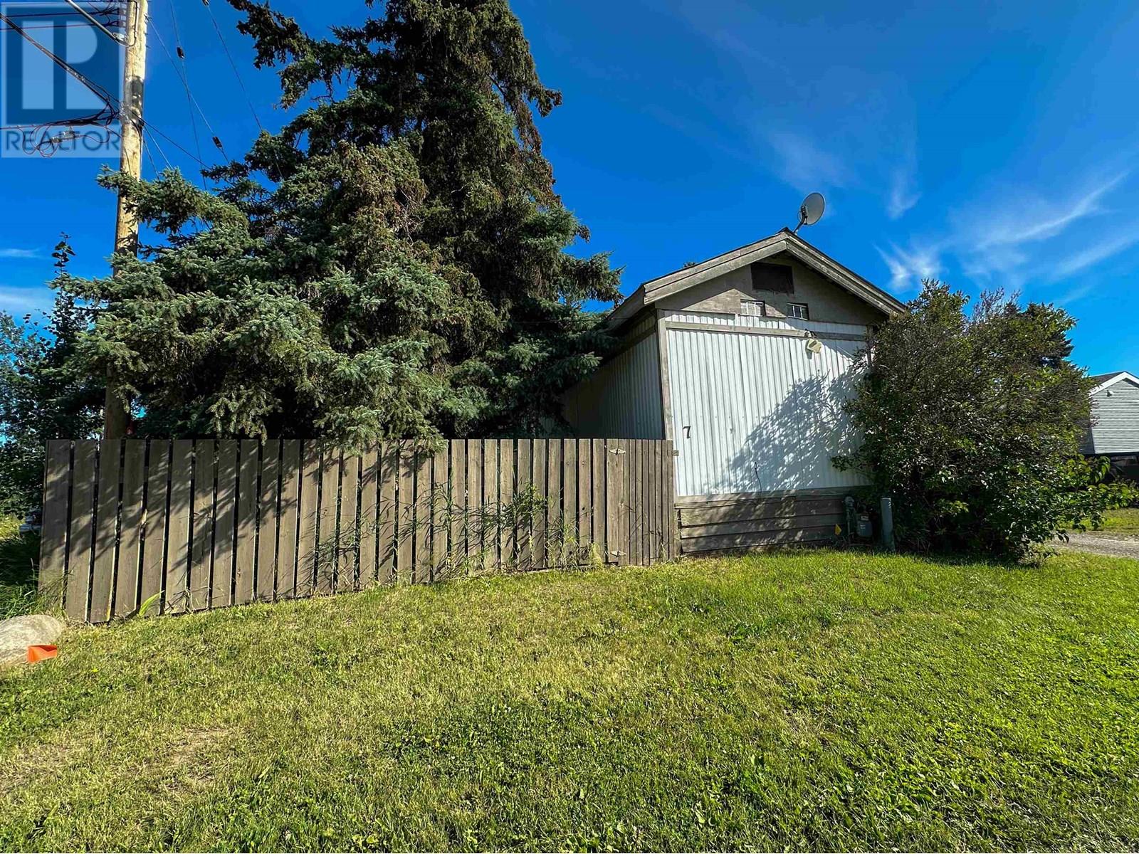 7 2091 E 16 HIGHWAY, Vanderhoof