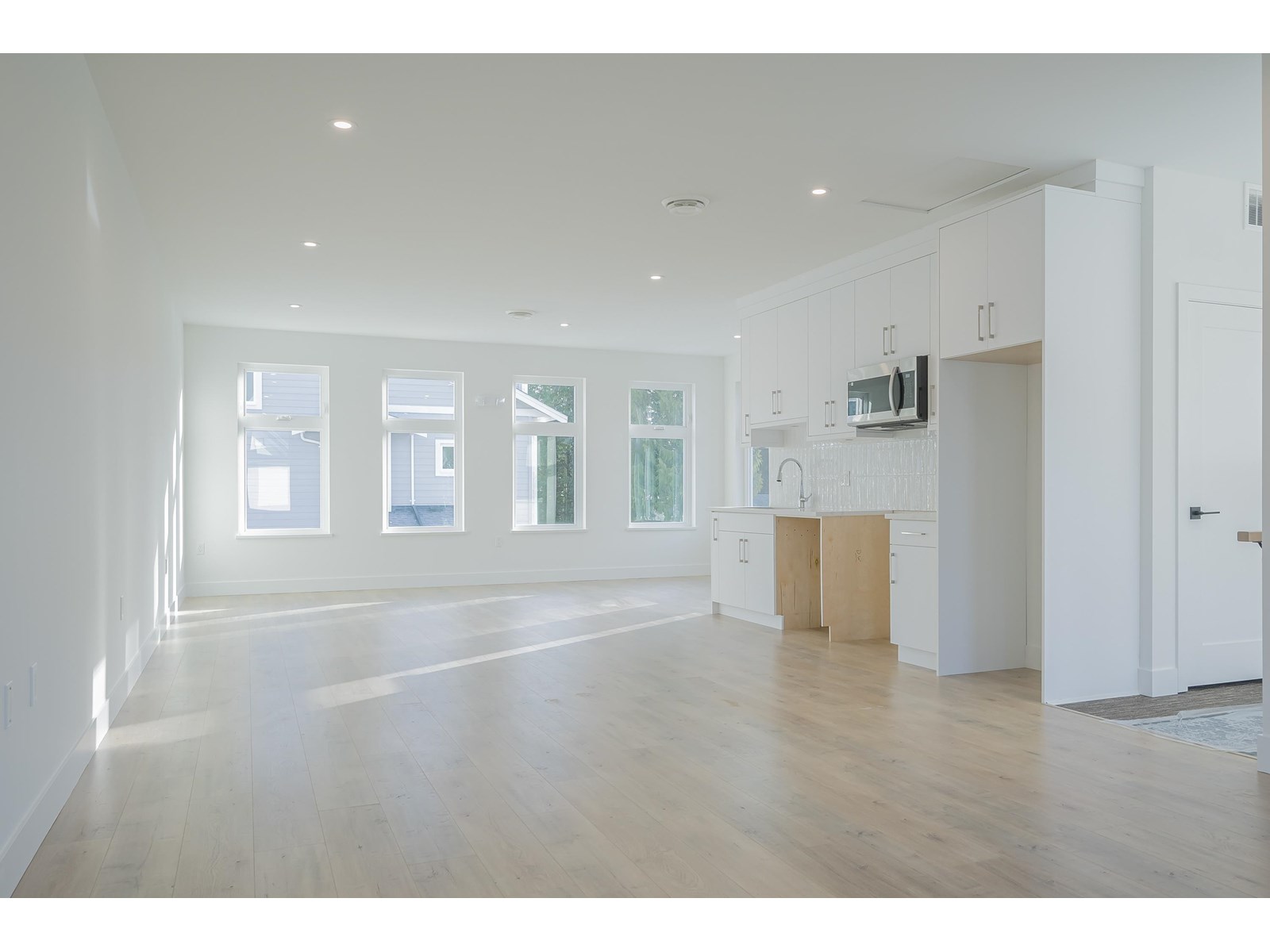 Photo 31 of 8 12770 105 Avenue, Surrey BC