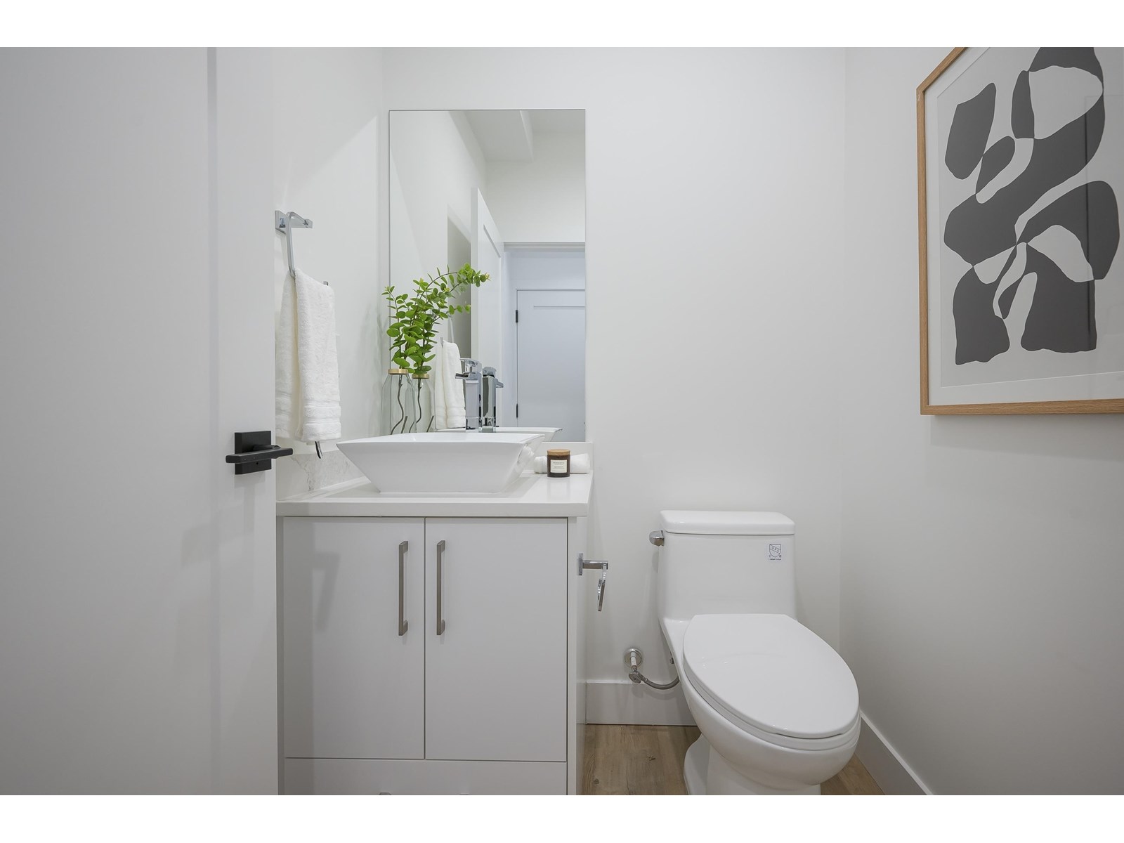 Photo 13 of 9 12770 105 Avenue, Surrey BC