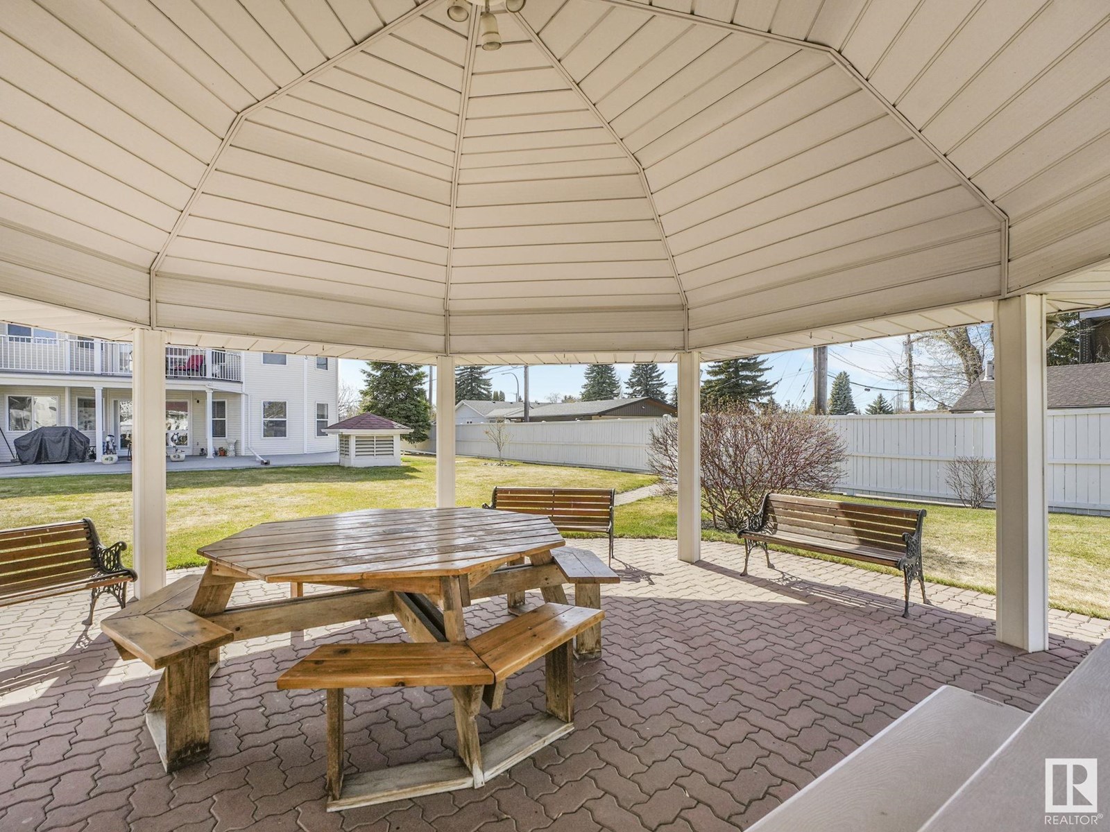 Photo 30 of 211 6220 Fulton Rd Nw, Edmonton AB