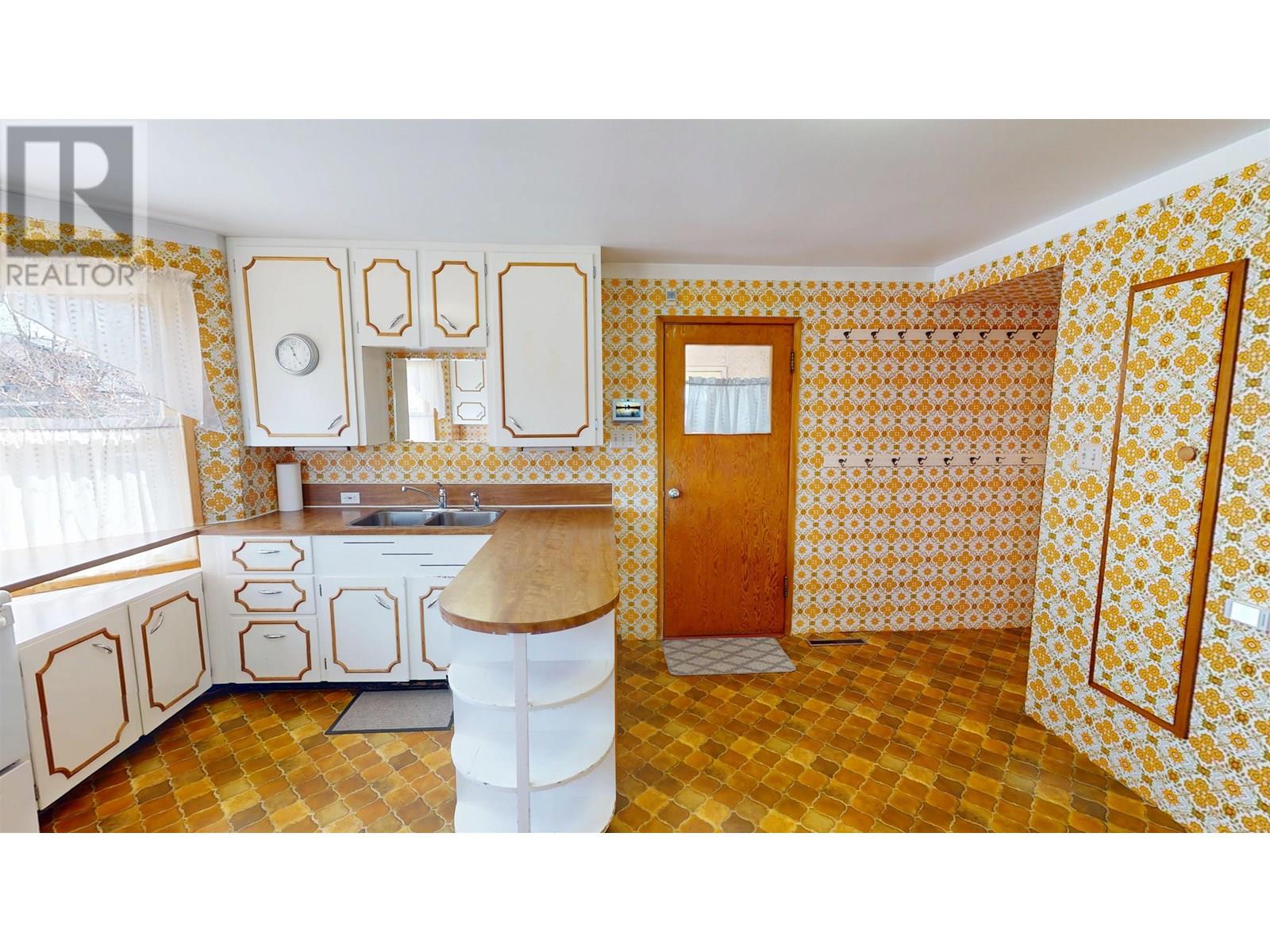 545 WILSON STREET, Quesnel