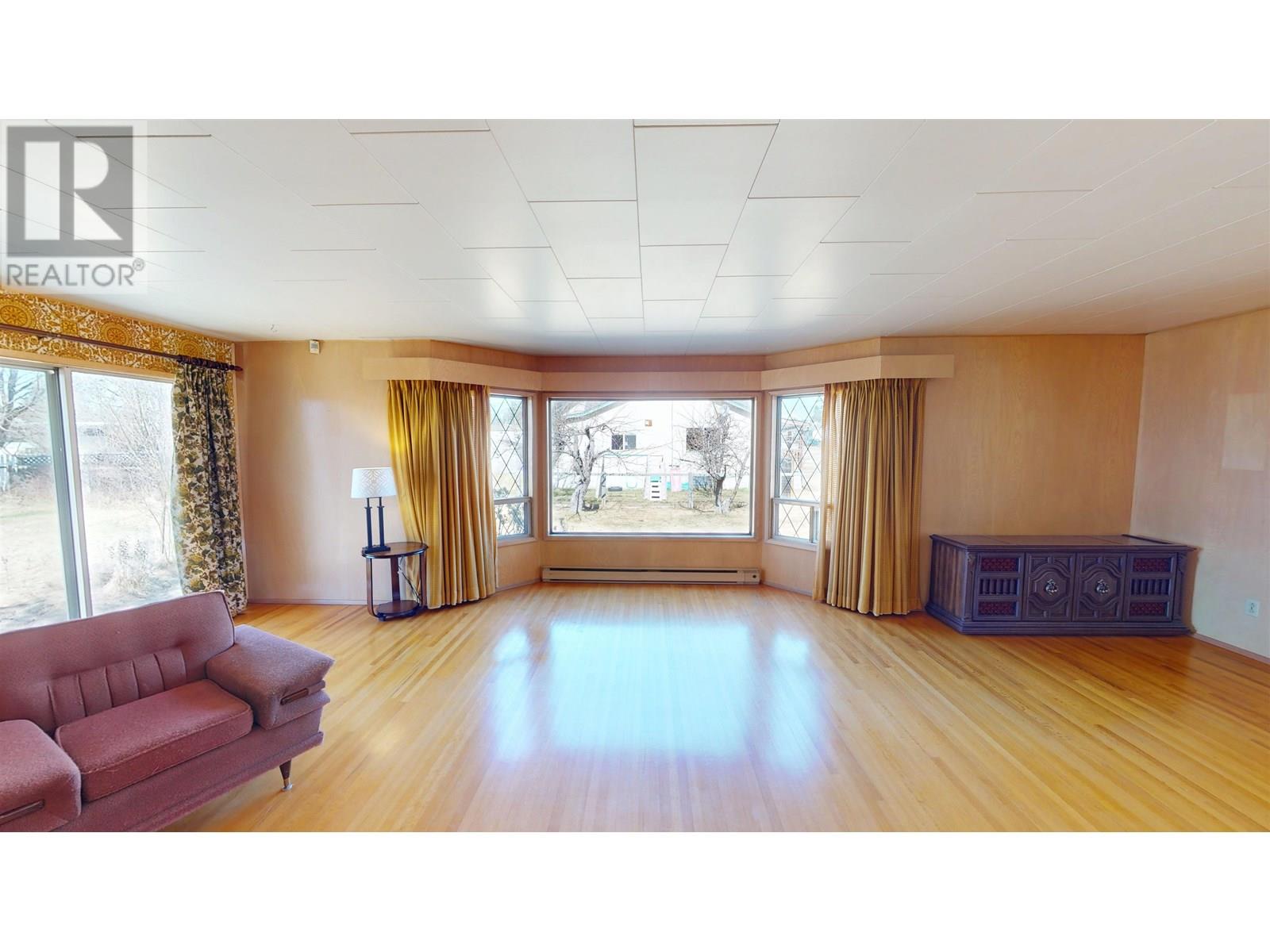 545 WILSON STREET, Quesnel