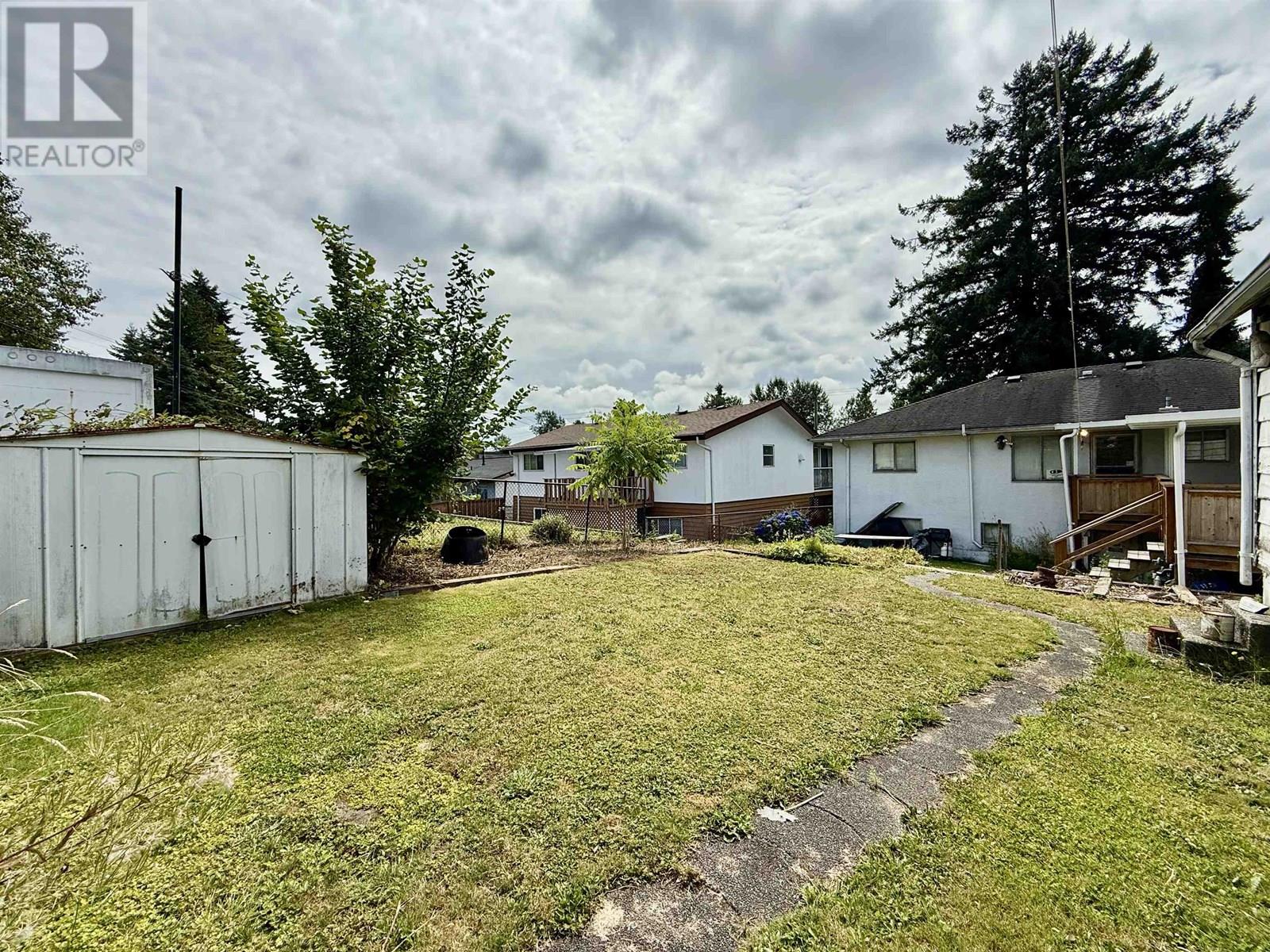 Photo 9 of 6391 Lougheed Highway, Burnaby BC