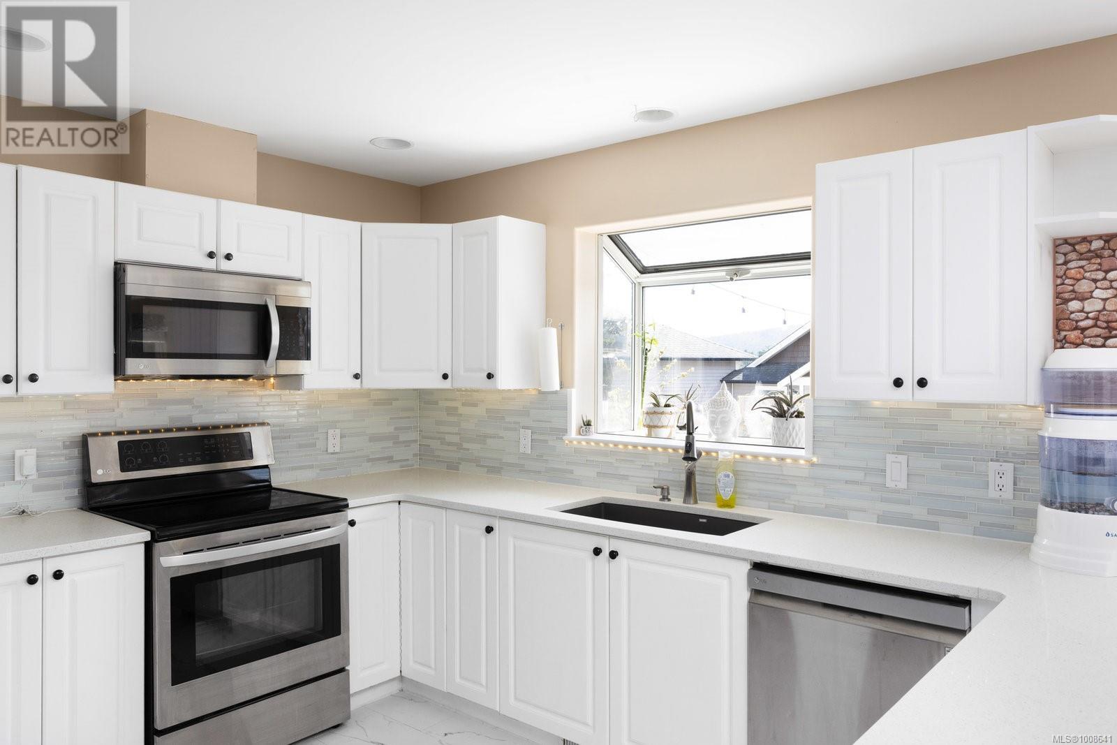  2048 Stone Hearth Lane, Sooke
