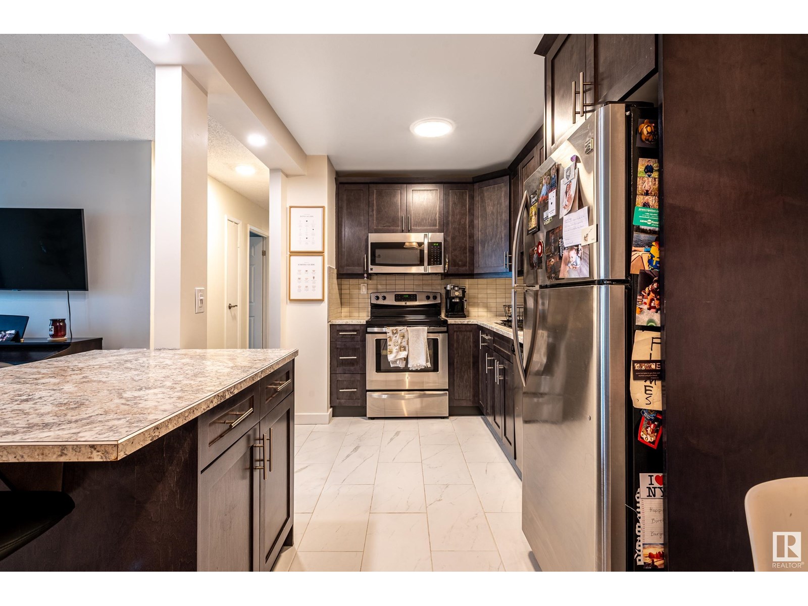 Photo 18 of 703 10145 109 St Nw, Edmonton AB