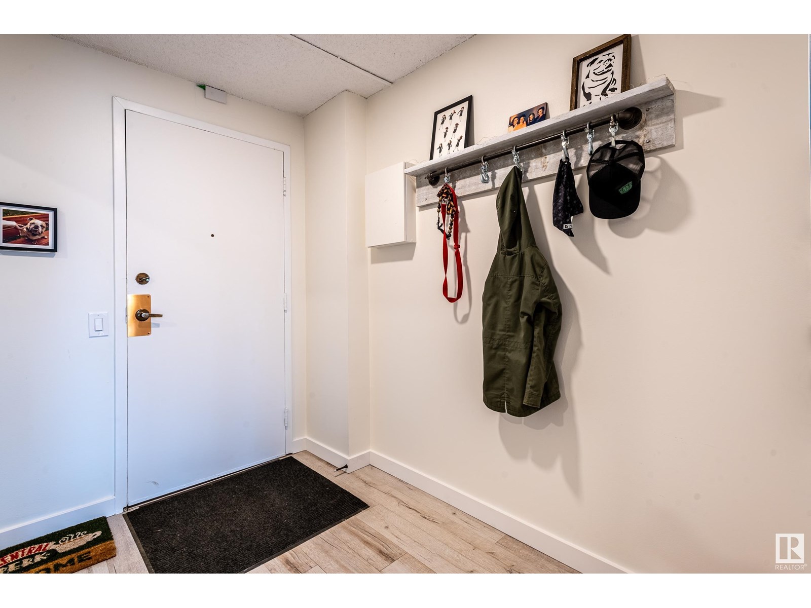 Photo 7 of 703 10145 109 St Nw, Edmonton AB