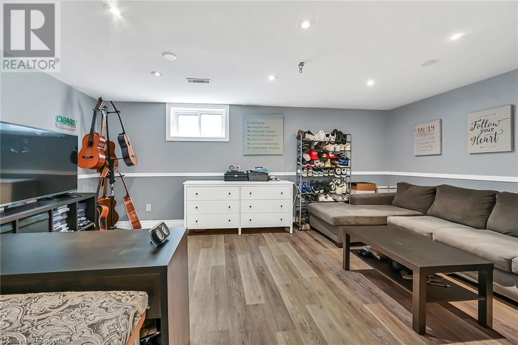 Photo 31 of 125 Bonaventure Drive Unit 59, Hamilton ON