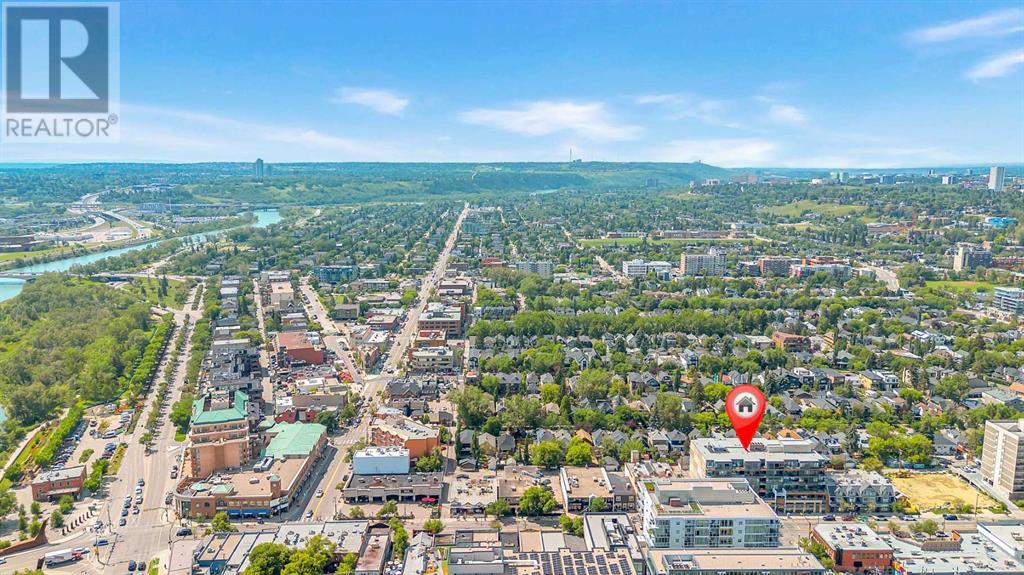 Single Family House for Sale in    Street NW Hillhurst Calgary 