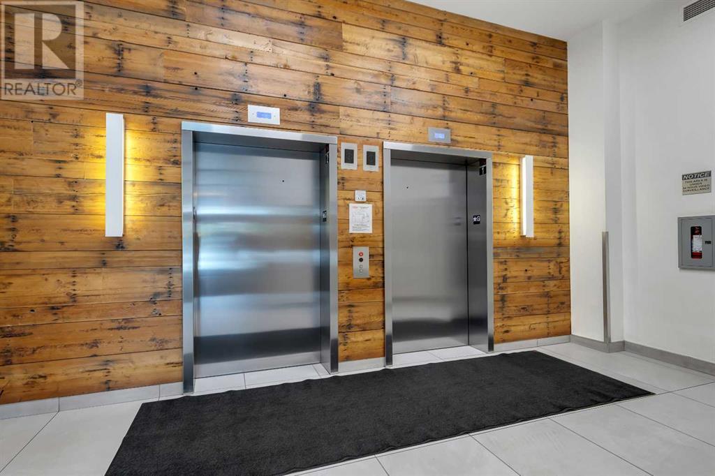 Single Family House for Sale in    Street NW Hillhurst Calgary 