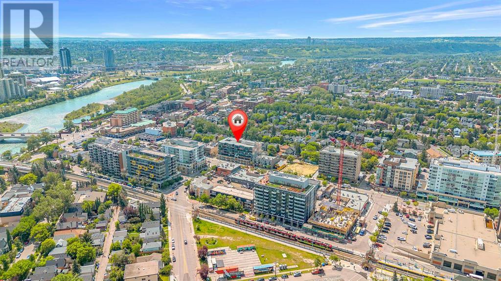 Single Family House for Sale in    Street NW Hillhurst Calgary 