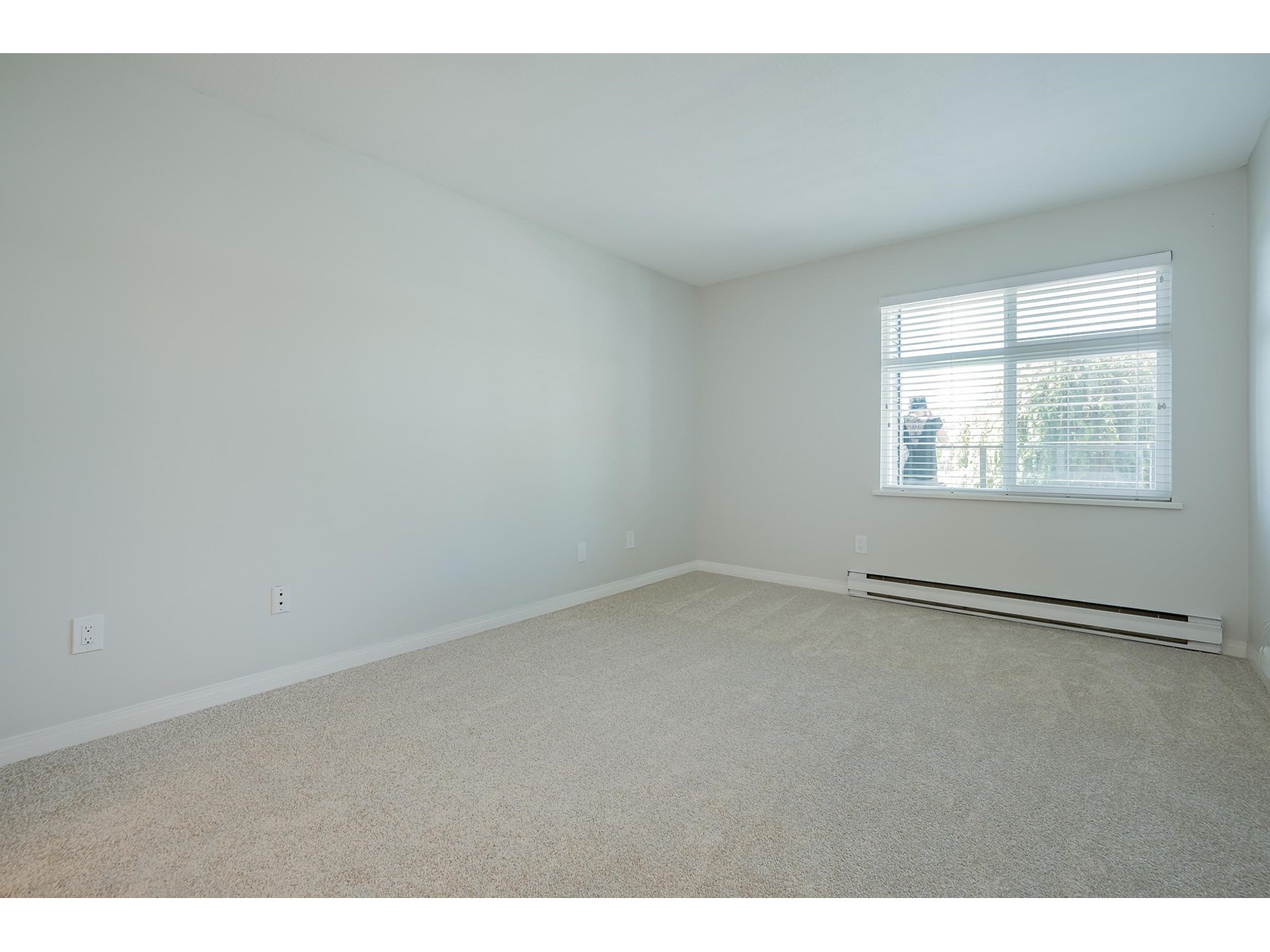 308 1220 FIR STREET, White Rock