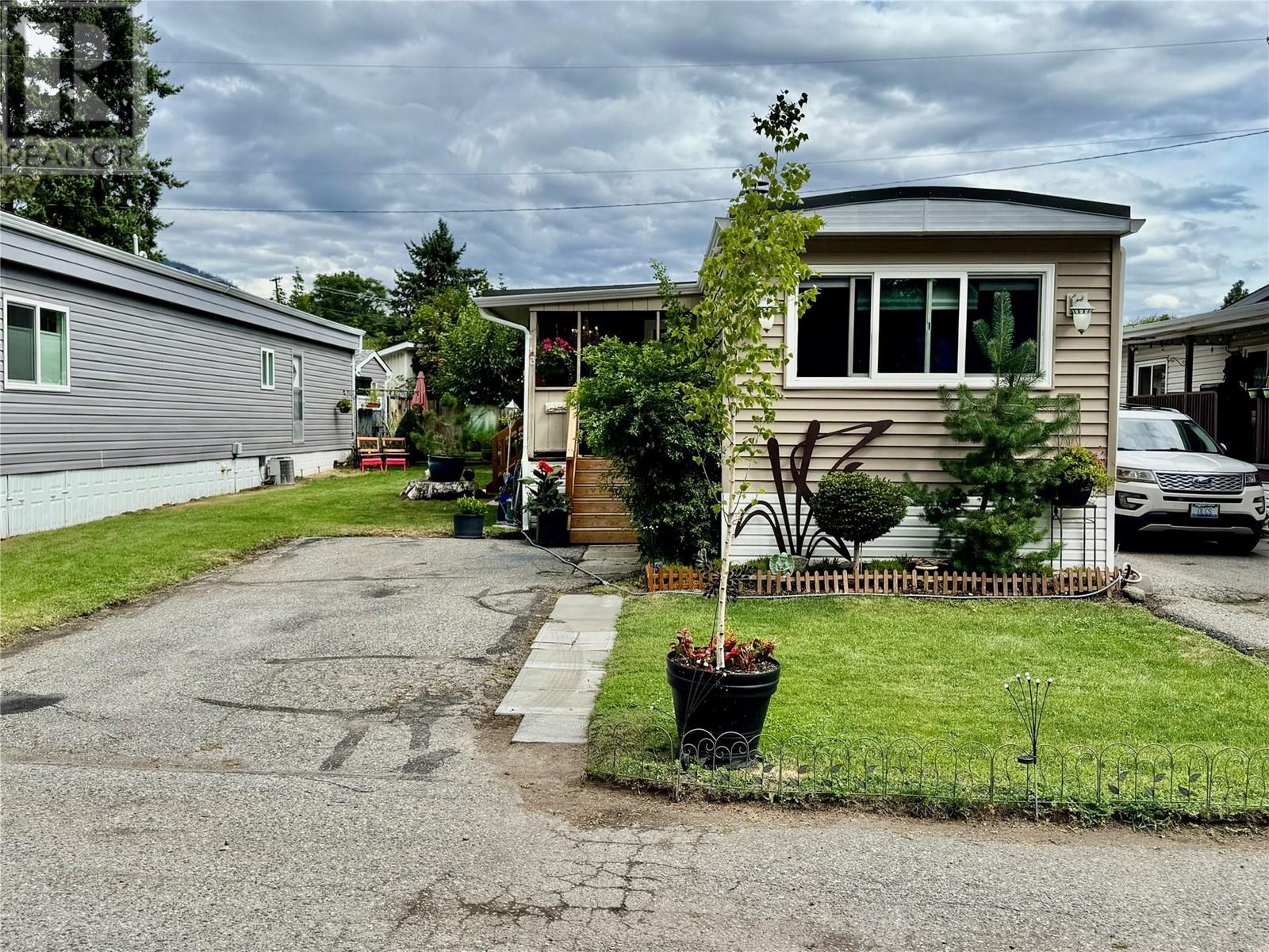 13 2095 Boucherie Road, Westbank