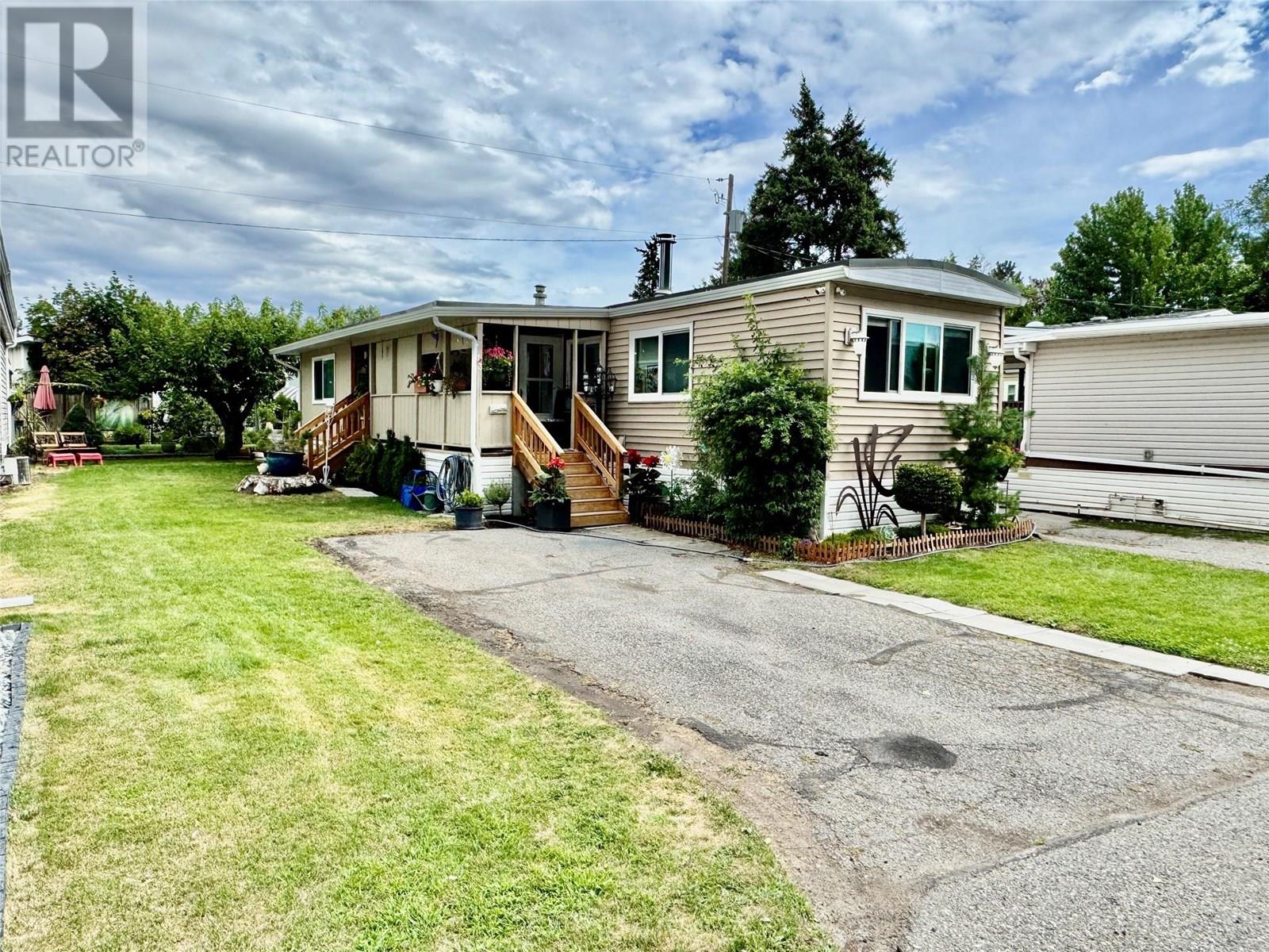 13 2095 Boucherie Road, Westbank