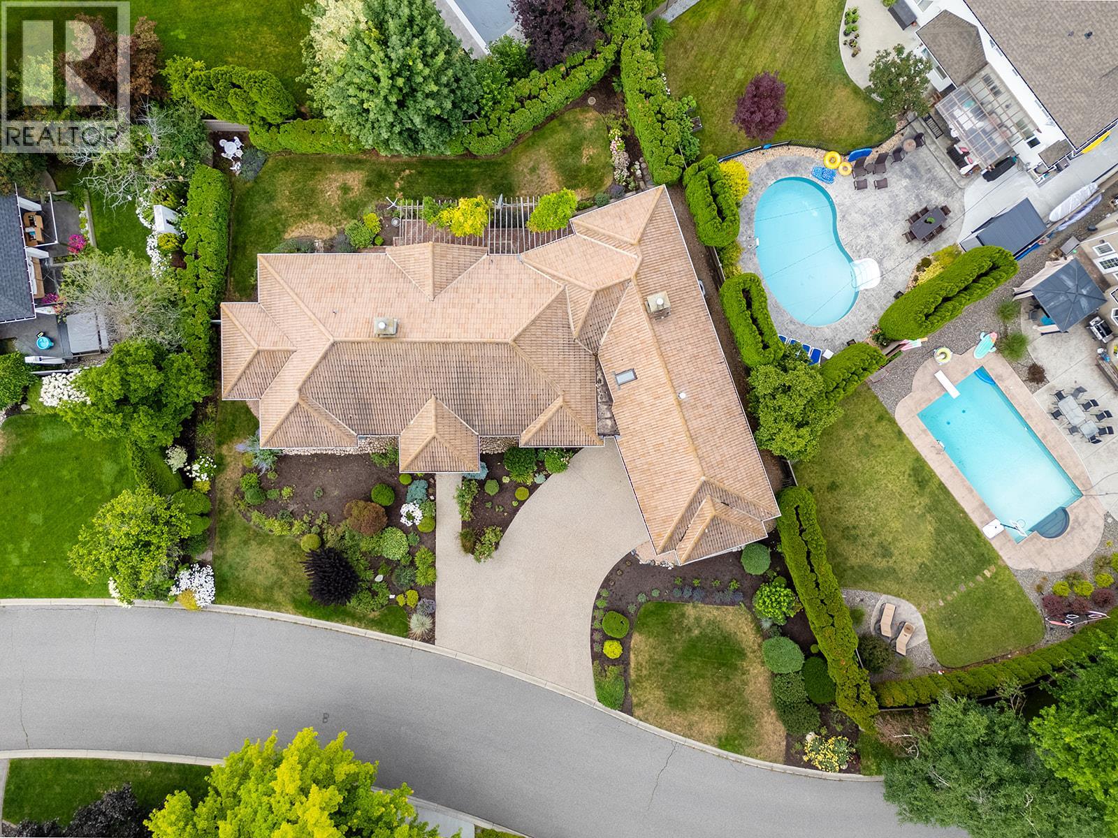  463 Carona Crescent, Kelowna