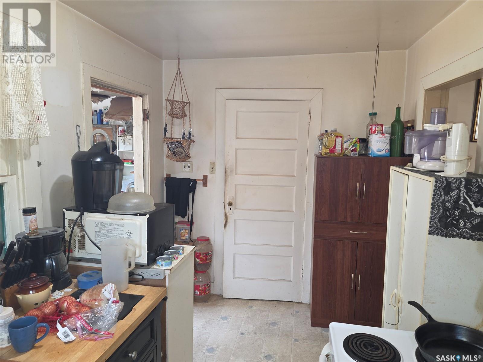 Photo 10 of 309 5th Street E, Wynyard SK
