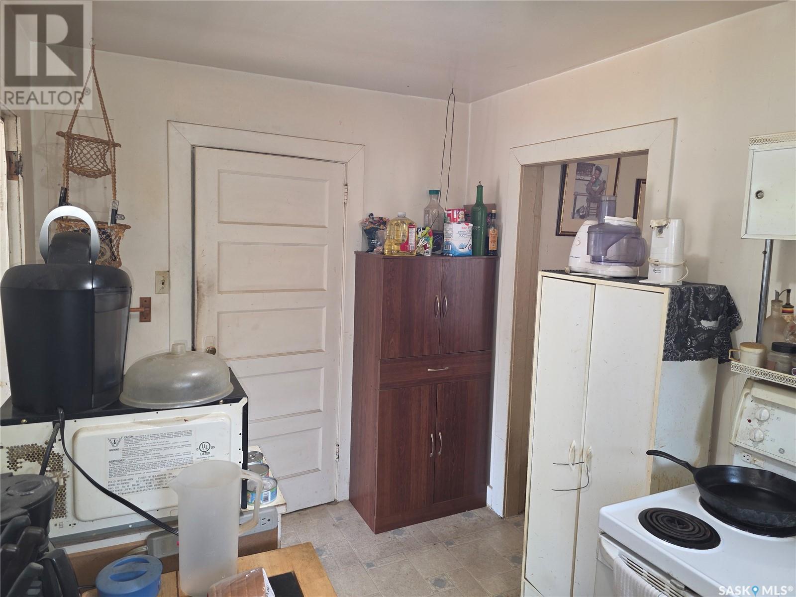 Photo 23 of 309 5th Street E, Wynyard SK