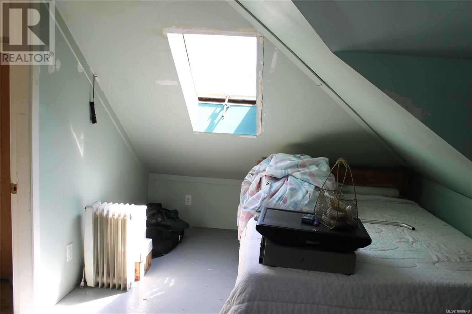 Photo 17 of 756 Marchmont Rd, Duncan BC