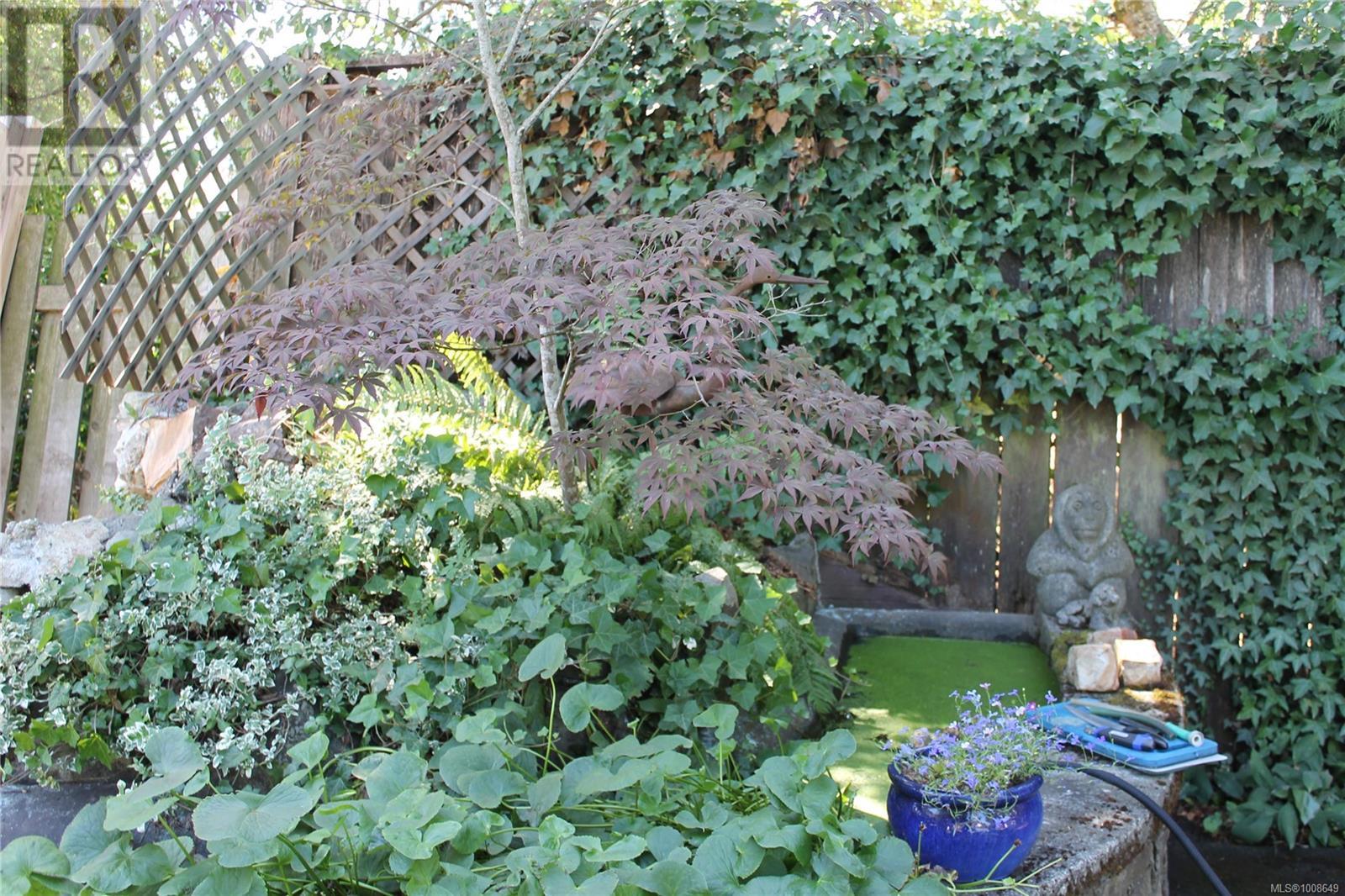 Photo 14 of 756 Marchmont Rd, Duncan BC