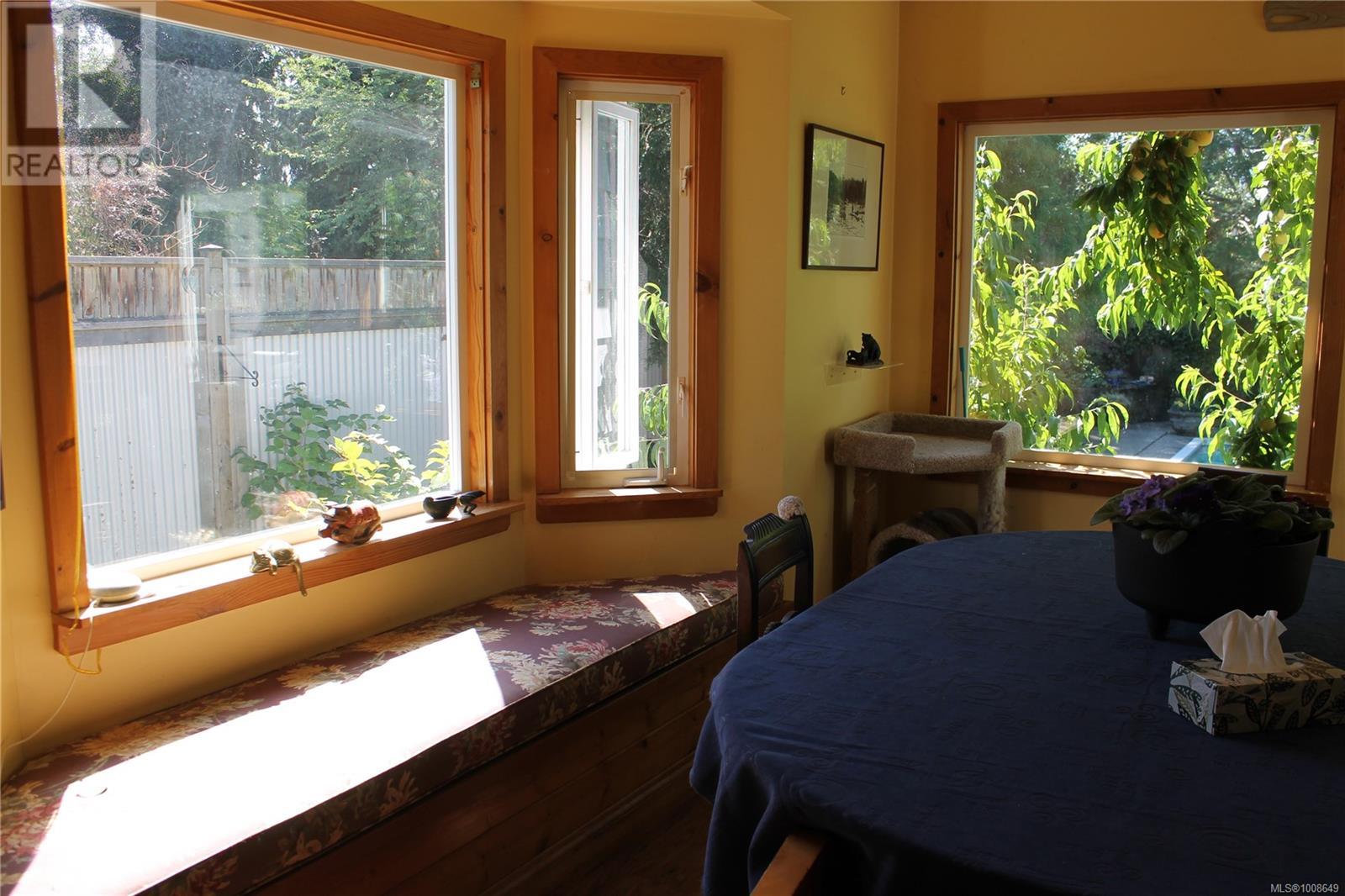 Photo 35 of 756 Marchmont Rd, Duncan BC
