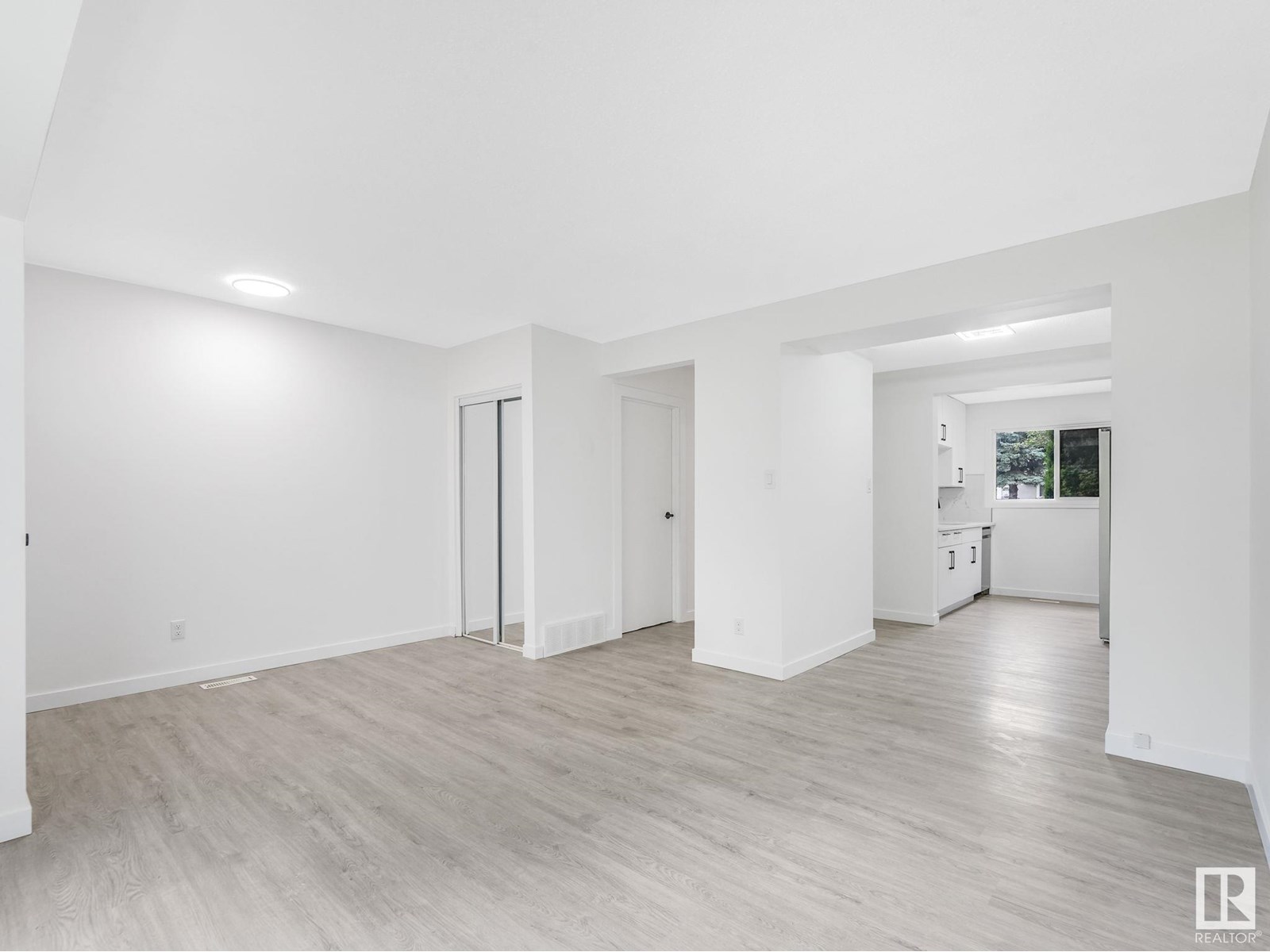 Photo 12 of 320 Northgate Tc Nw Nw, Edmonton AB