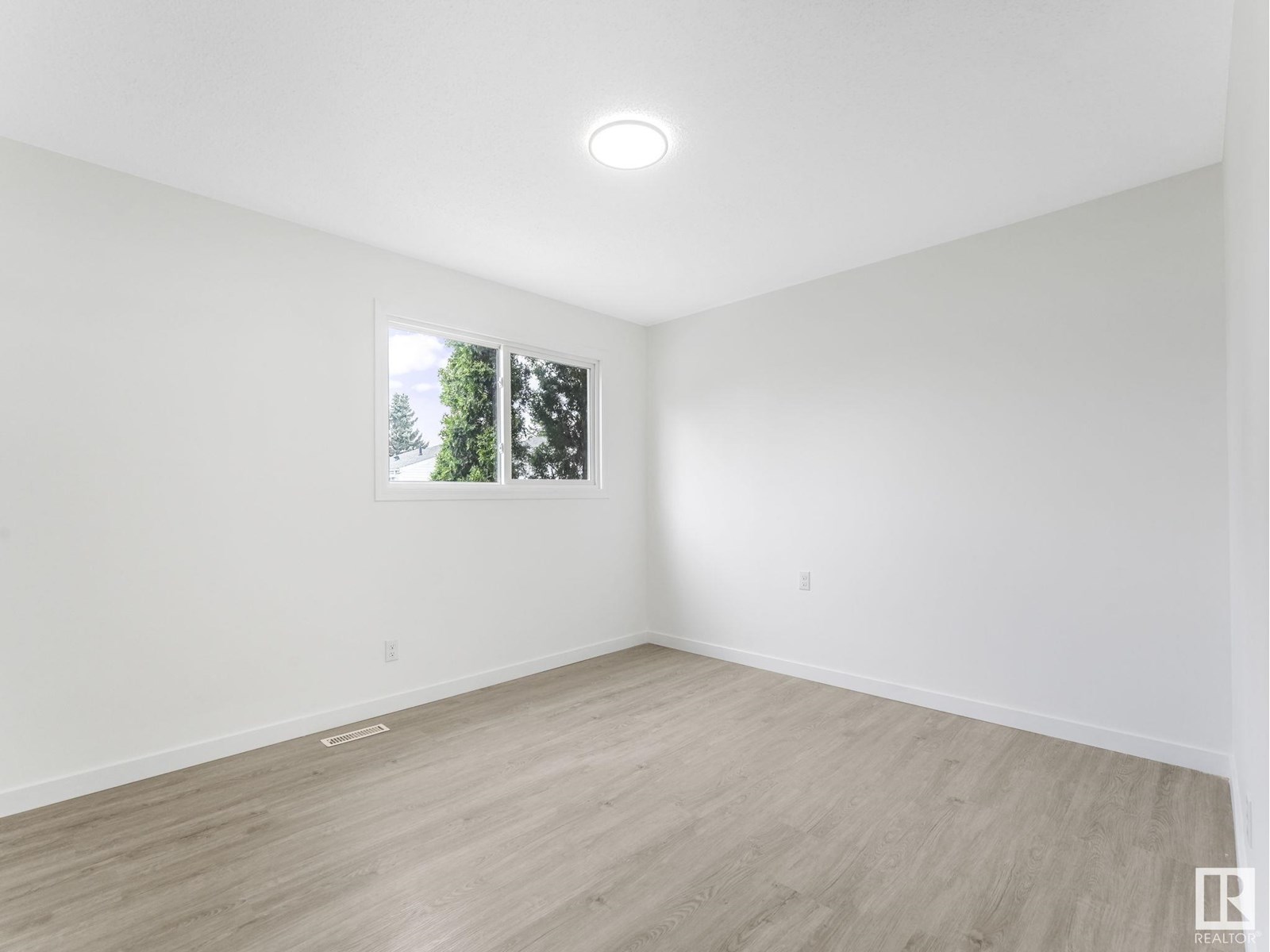 Photo 19 of 320 Northgate Tc Nw Nw, Edmonton AB