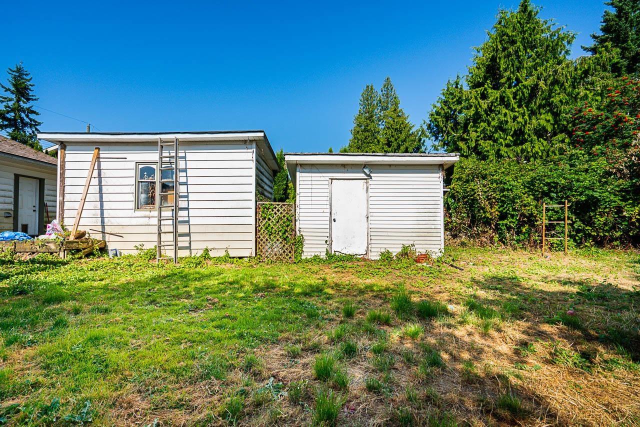 Photo 24 of 15439 Oxenham Avenue, White Rock BC