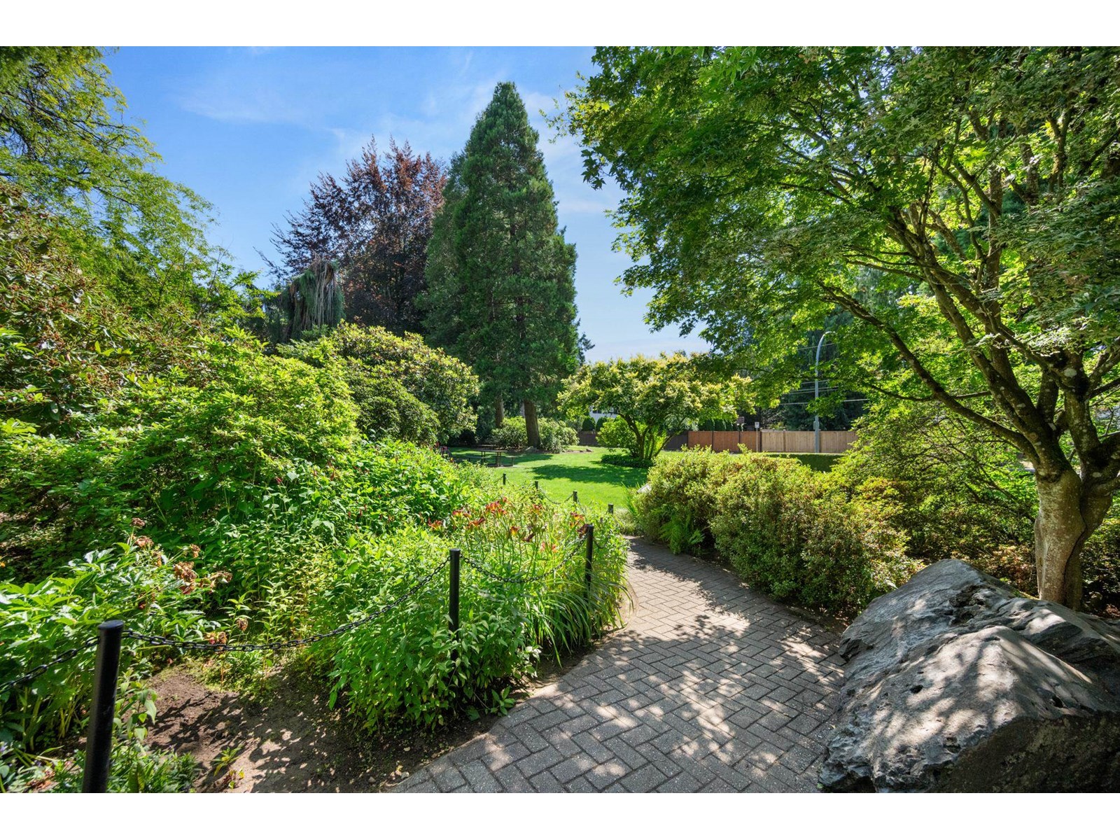 Photo 37 of 4961 202 A Street, Langley BC