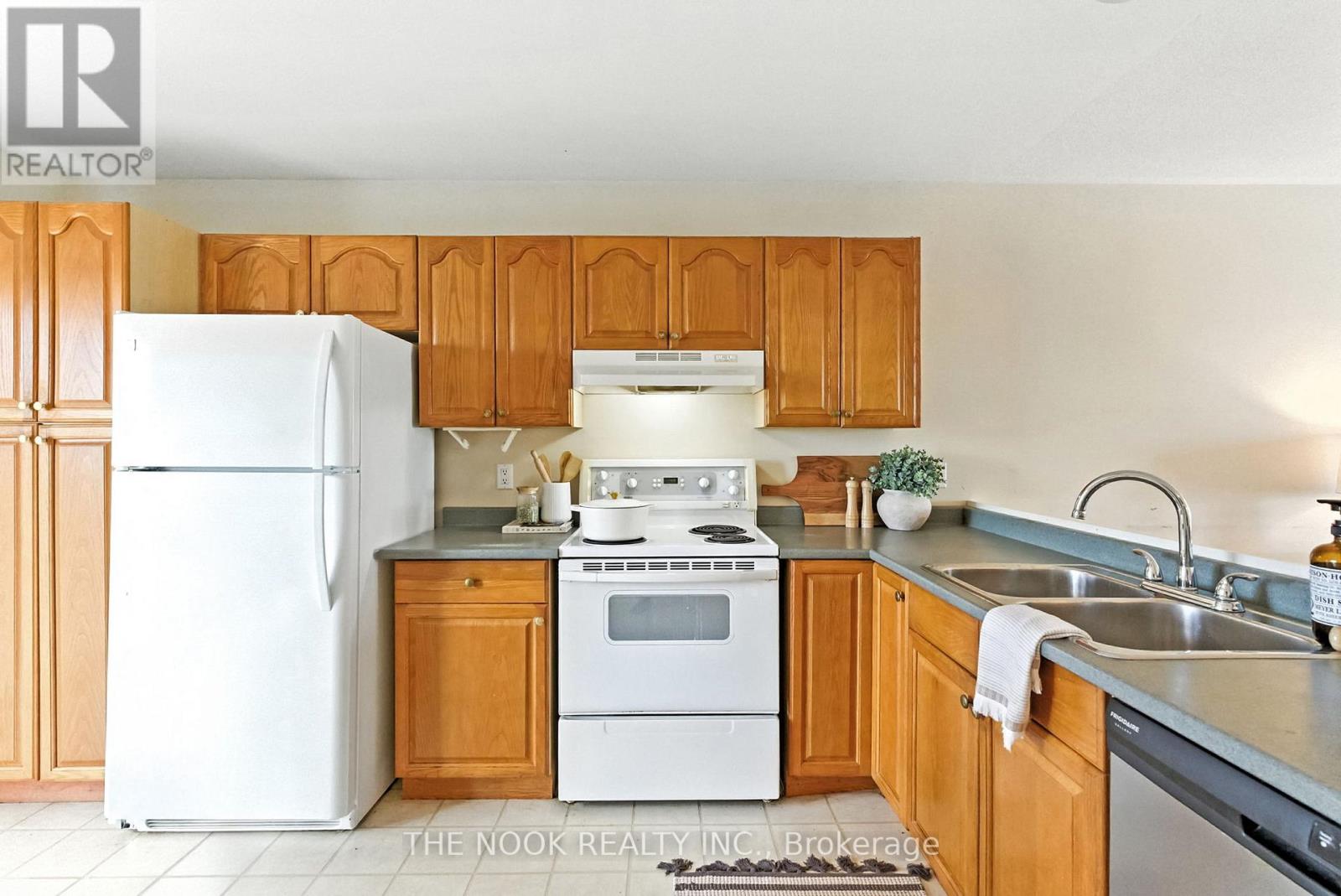 Photo 13 of 792 Danforth Road, Prince Edward County ON