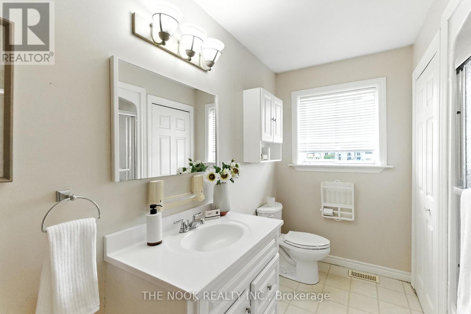 Photo 19 of 792 Danforth Road, Prince Edward County ON