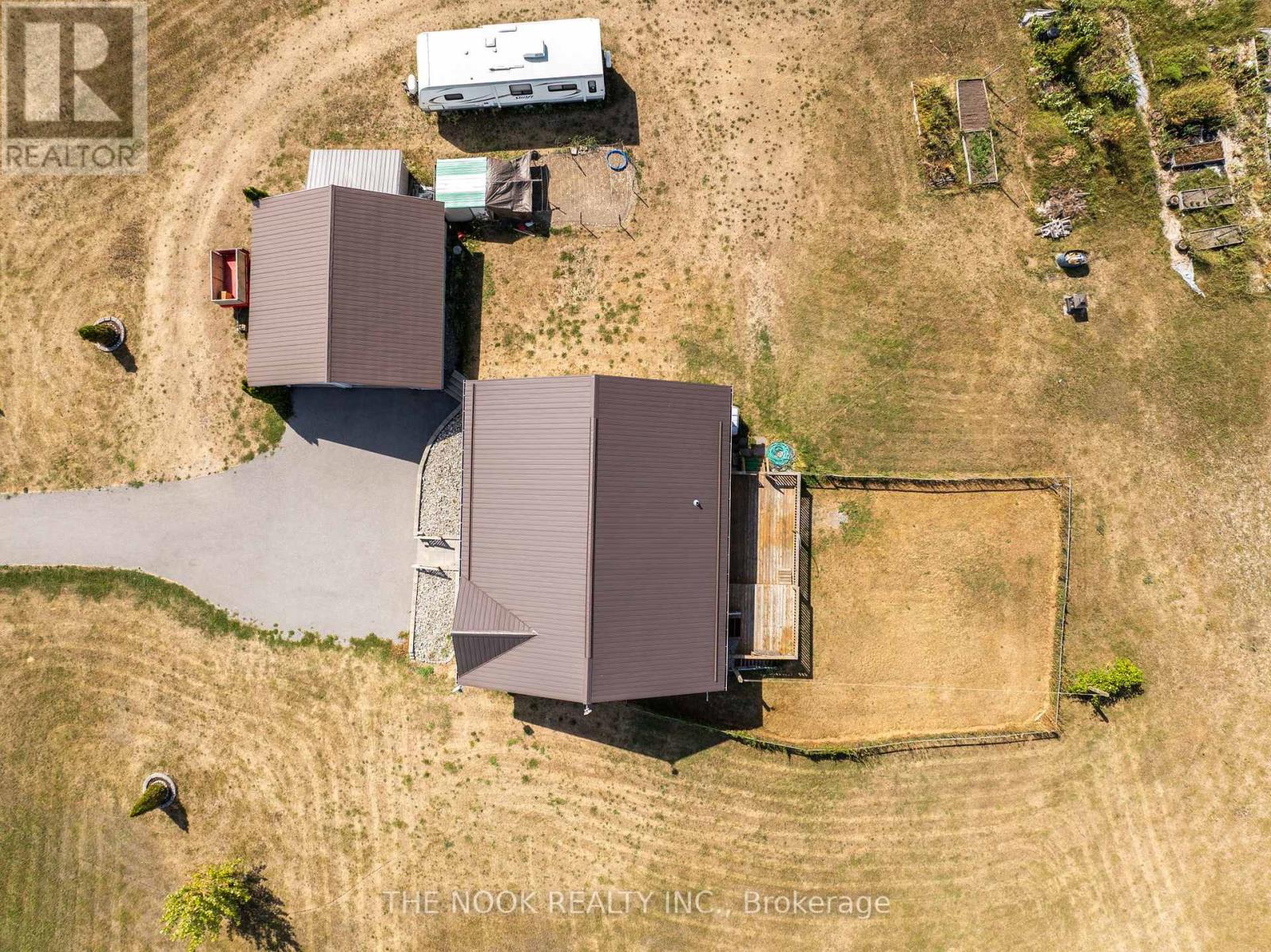 Photo 4 of 792 Danforth Road, Prince Edward County ON