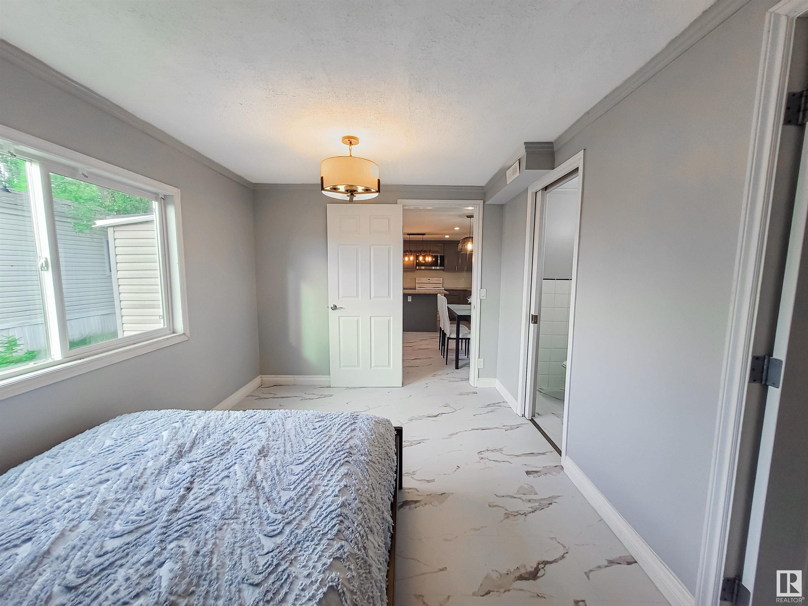 Photo 4 of 680 53222 Rge Road 272, Rural Parkland County AB