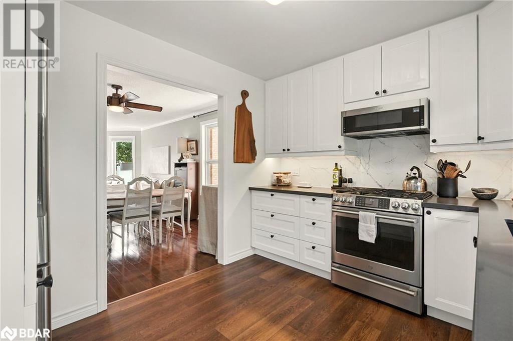 Photo 9 of 12 Dunnett Drive, Barrie ON