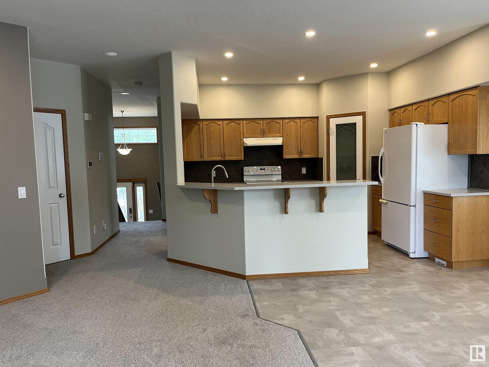 Photo 10 of 2 Wakefield Pl, Leduc AB