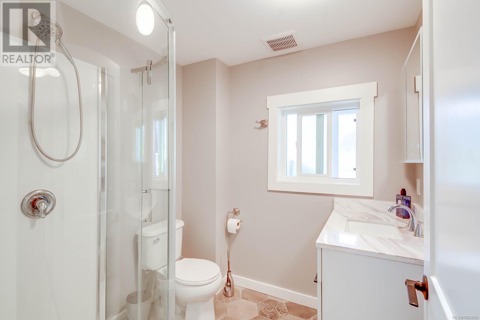 7801-7807 Beaver Creek Rd, Port Alberni