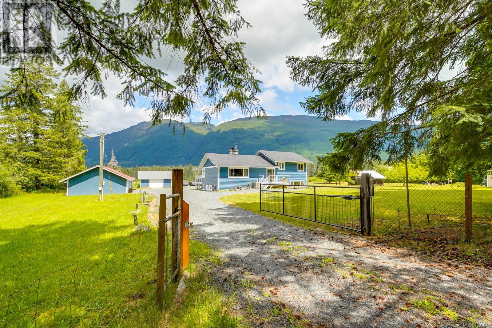 7801-7807 Beaver Creek Rd, Port Alberni