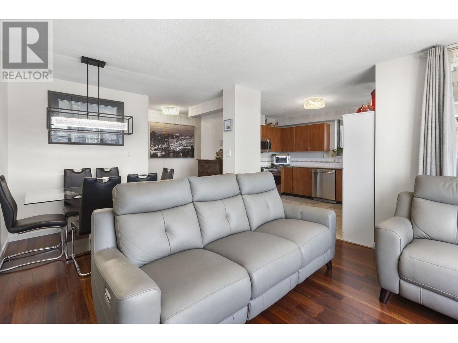 Photo 10 of 1901 850 Royal Avenue, New Westminster BC