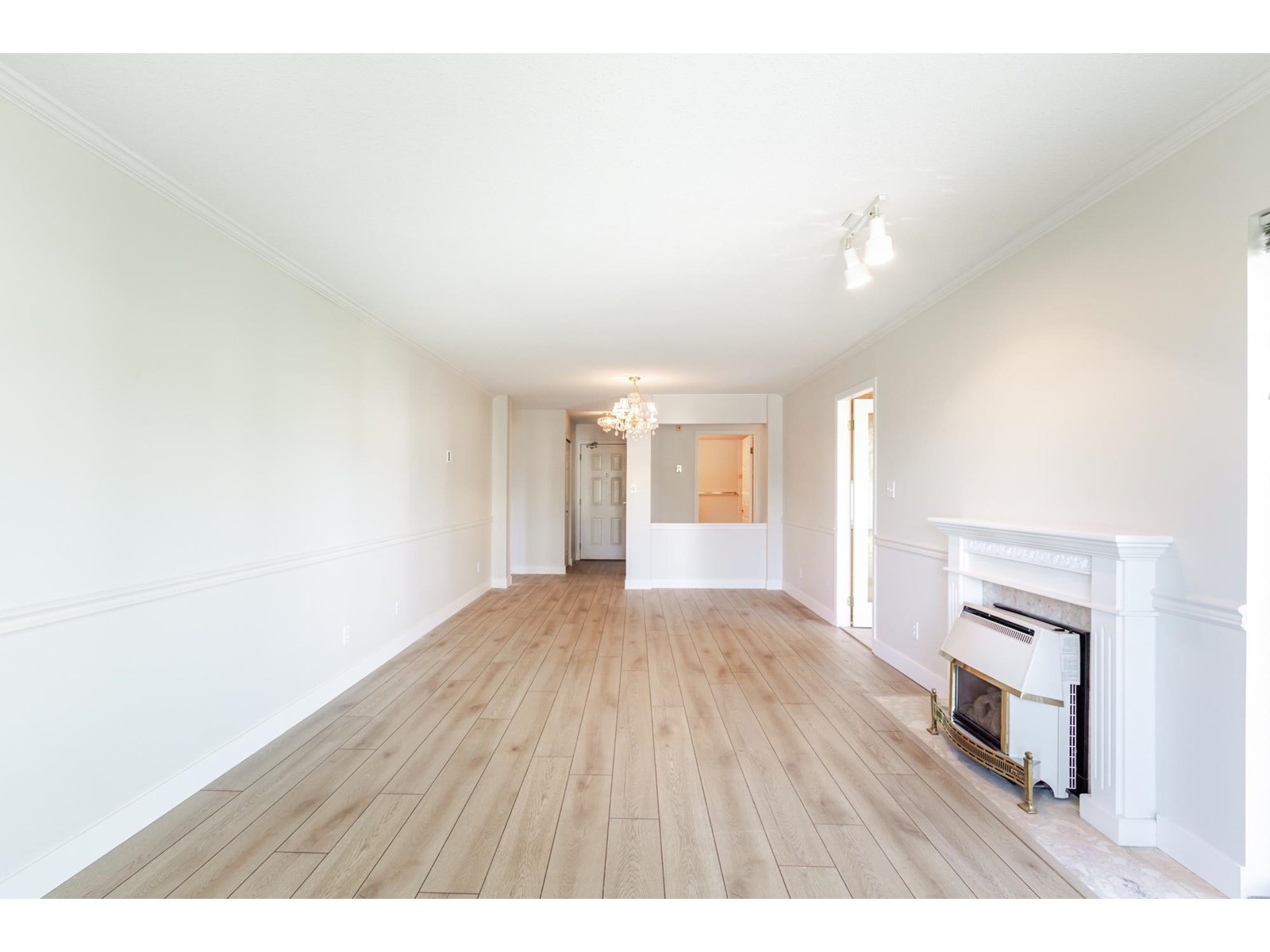 Photo 5 of 217 20600 53 A Avenue, Langley BC
