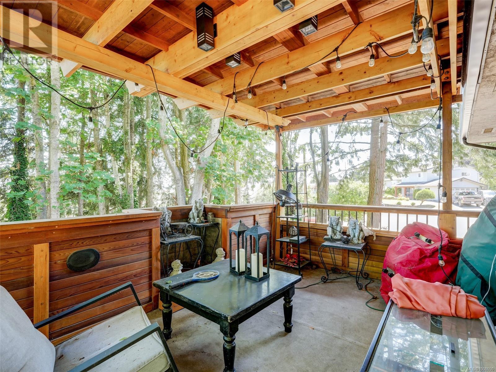 Photo 19 of 2418 Barbara Pl, Central Saanich BC