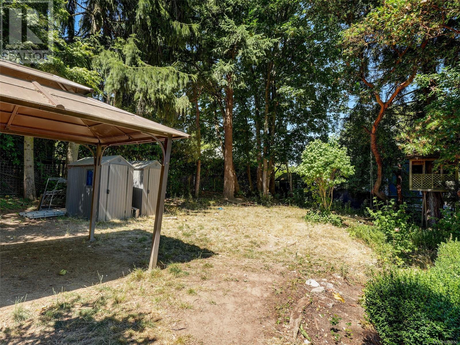 Photo 22 of 2418 Barbara Pl, Central Saanich BC