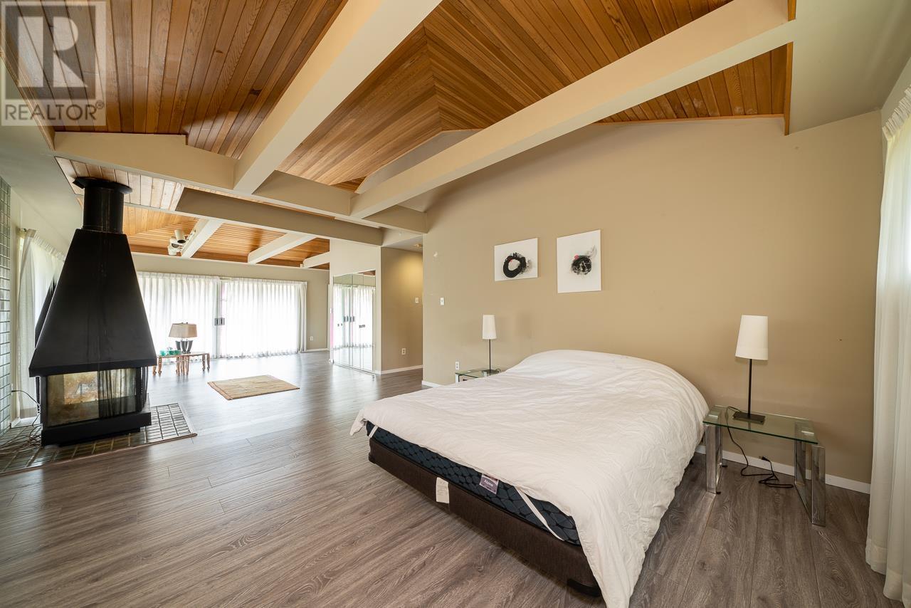 Photo 21 of 650 Southborough Drive, West Vancouver BC