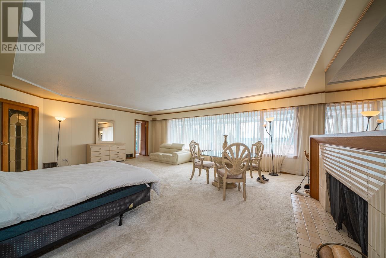 Photo 17 of 650 Southborough Drive, West Vancouver BC